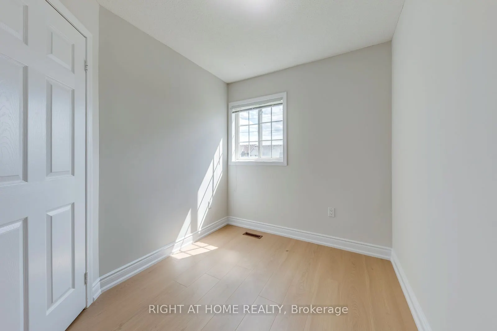 4991 Rathkeale Road, #14