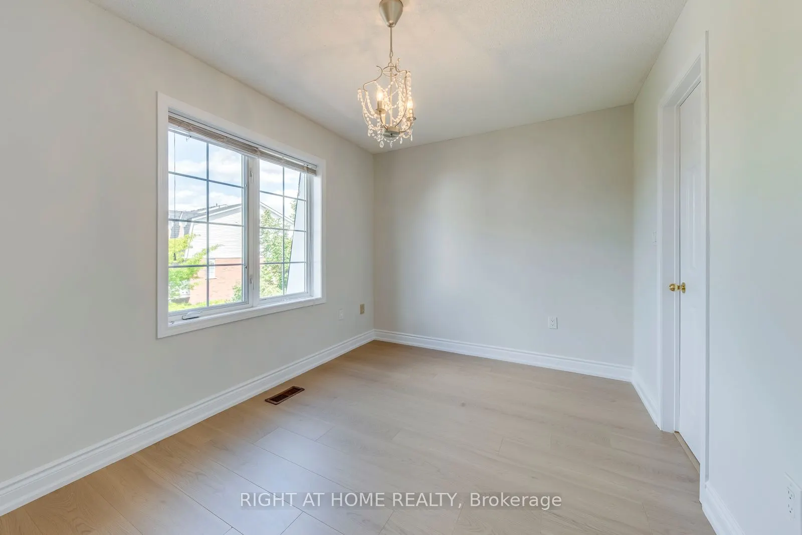 4991 Rathkeale Road, #14