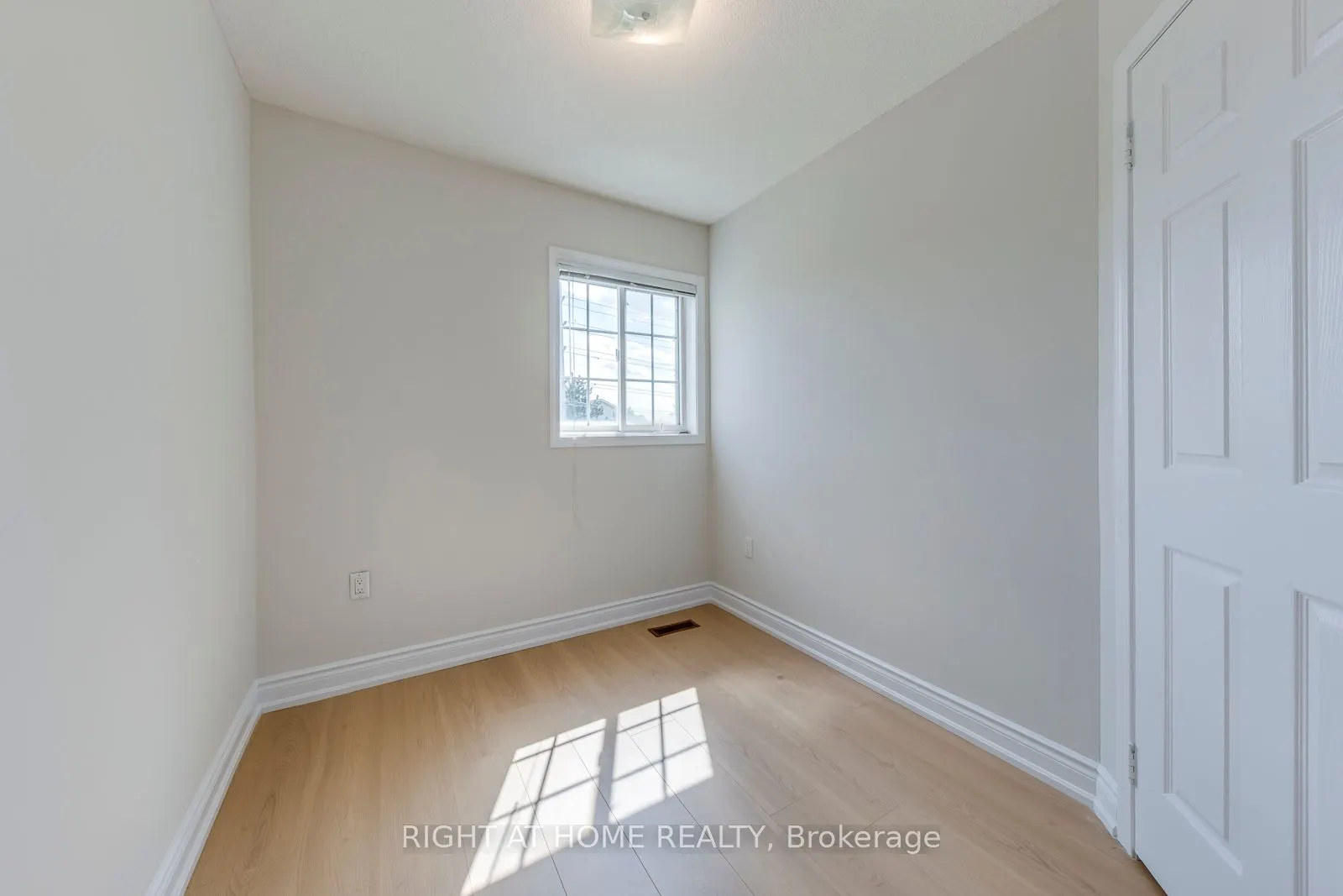 4991 Rathkeale Road, #14