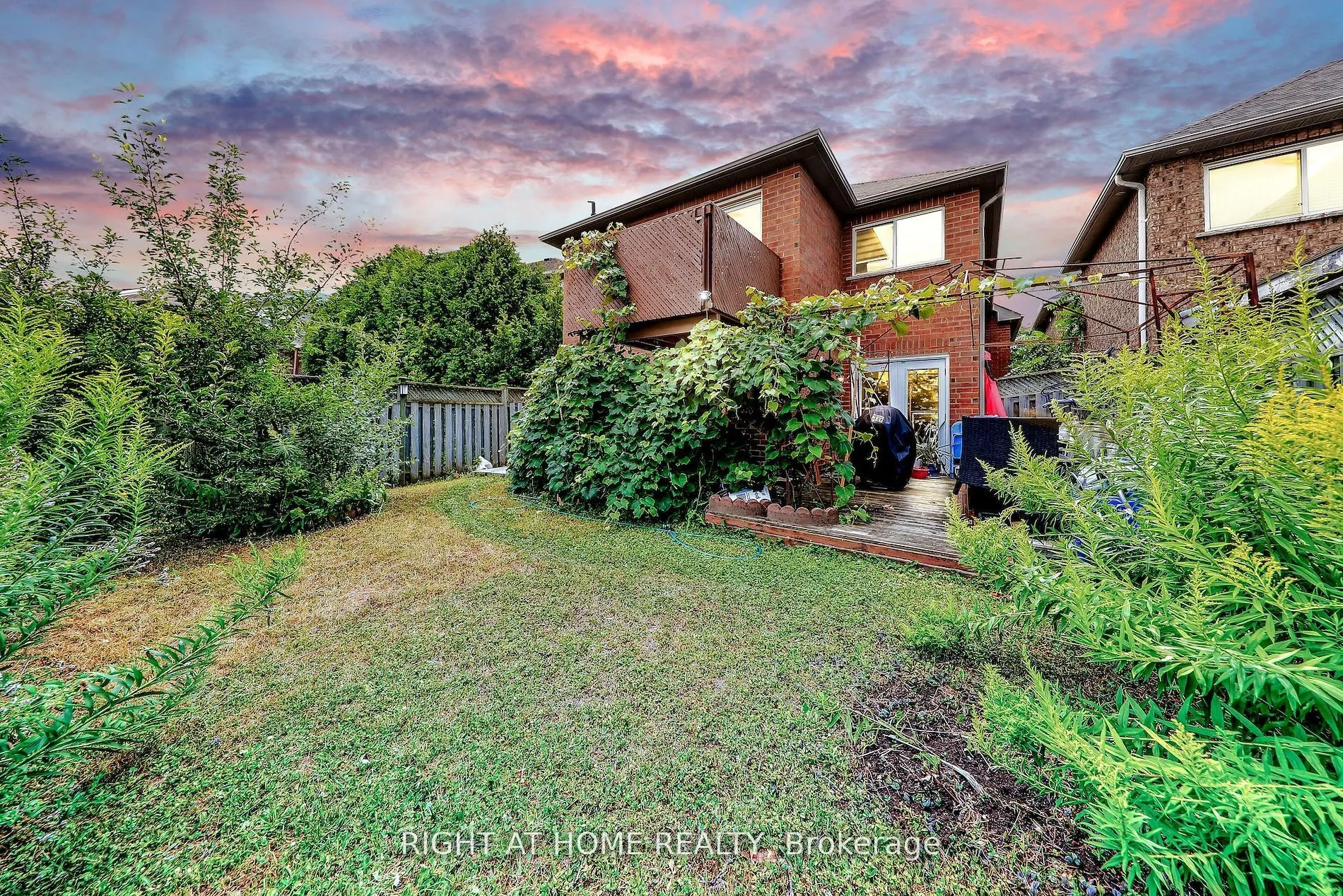 36 Hayloft Court