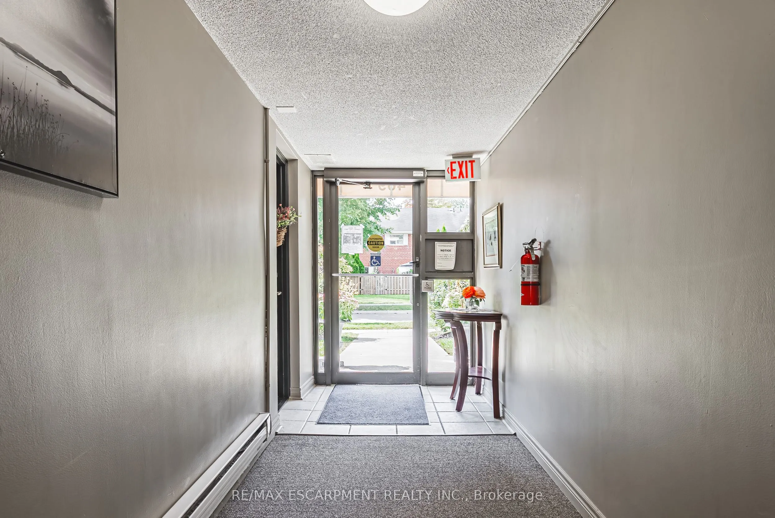 469 Claridge Road, #1