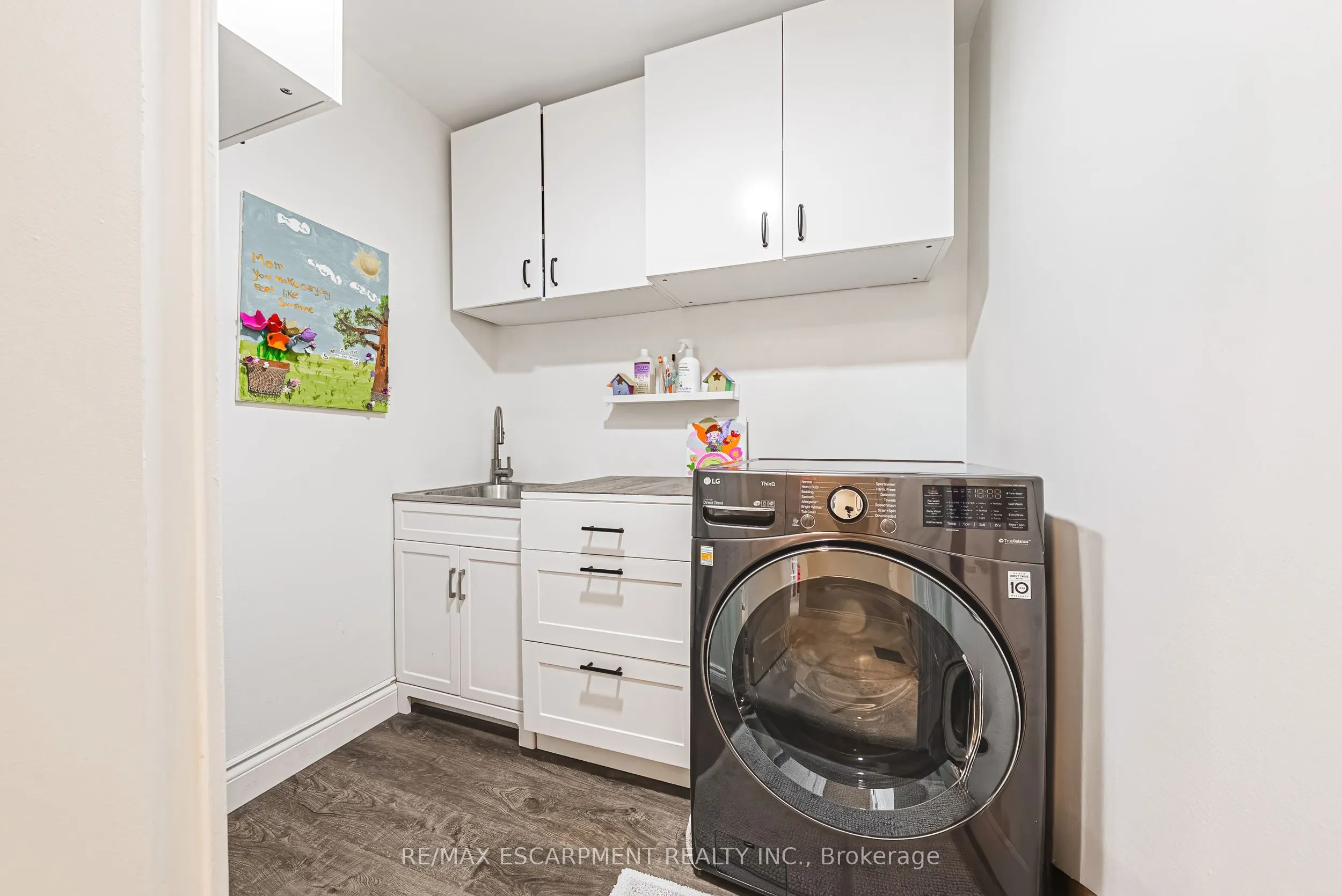 469 Claridge Road, #1