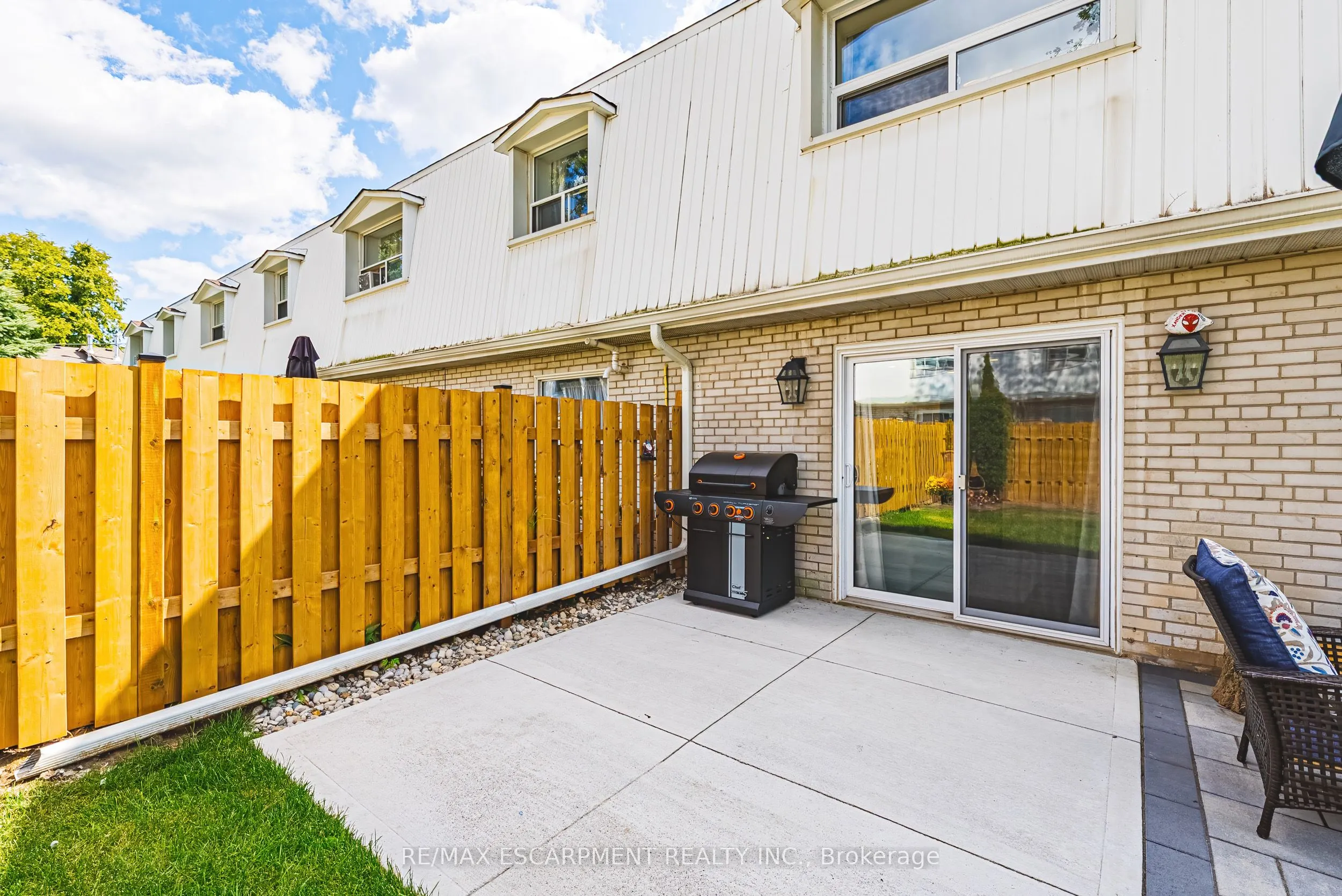 469 Claridge Road, #1
