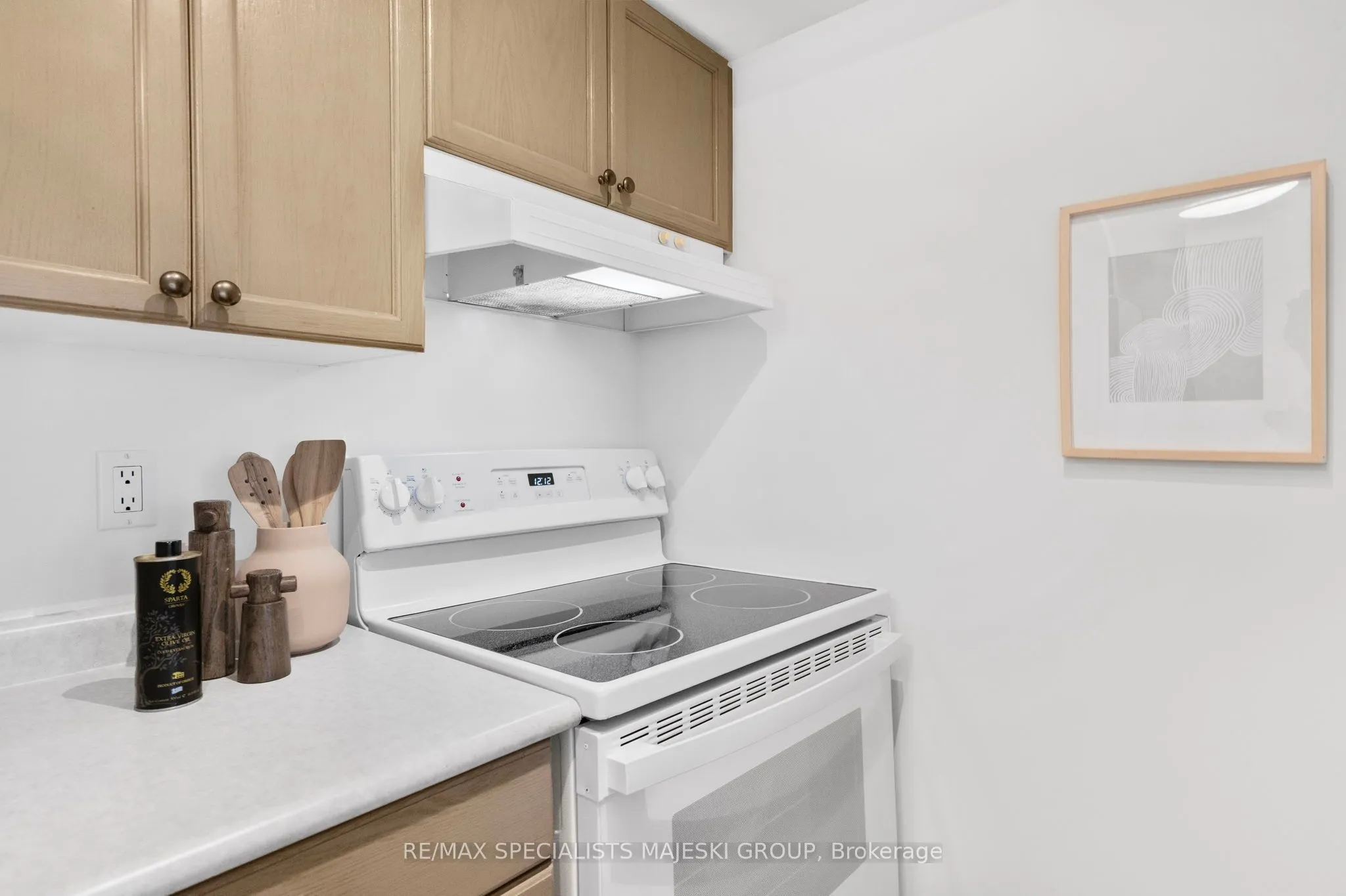 300 Ray Lawson Boulevard, #307