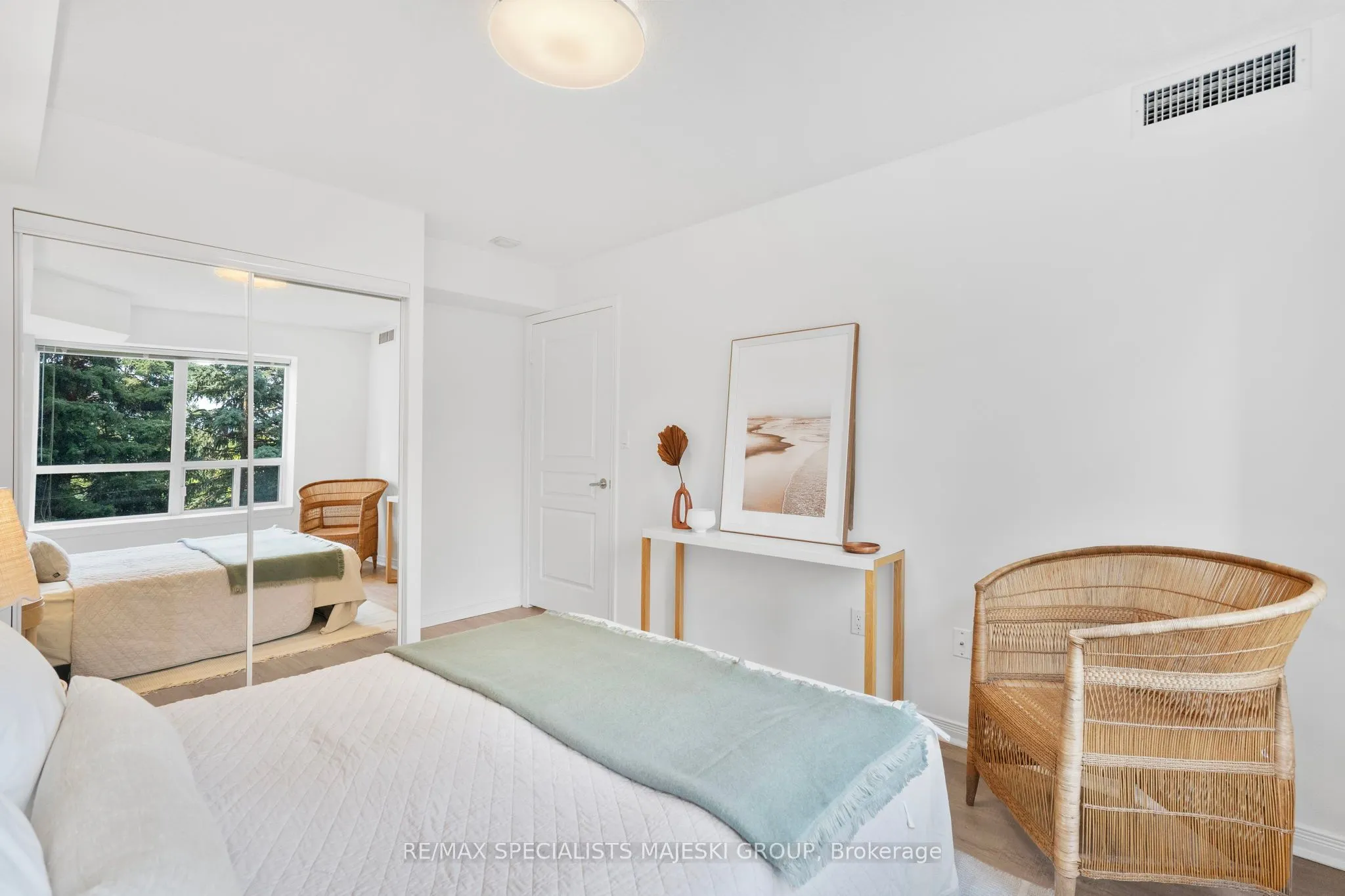 300 Ray Lawson Boulevard, #307