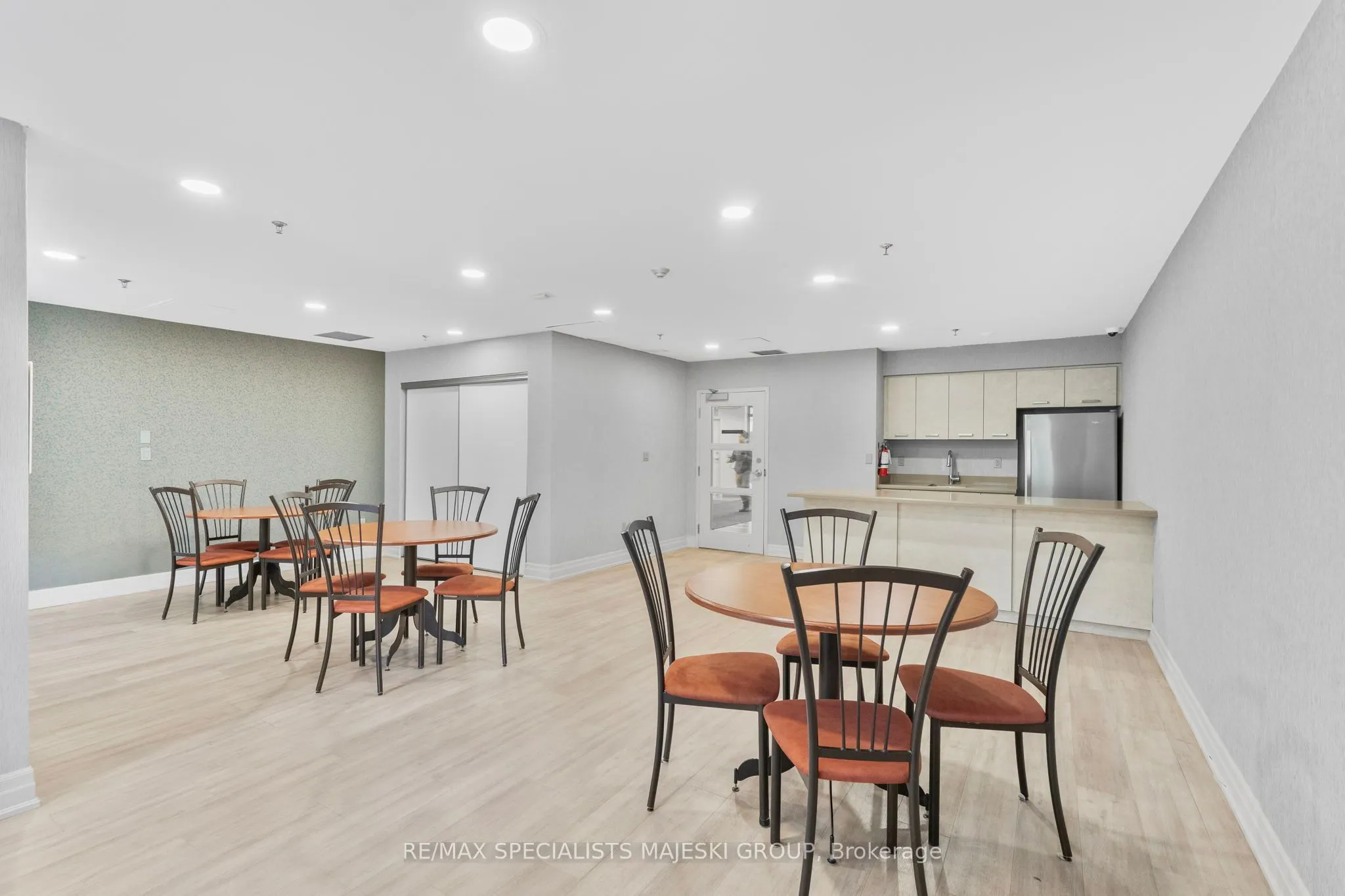 300 Ray Lawson Boulevard, #307