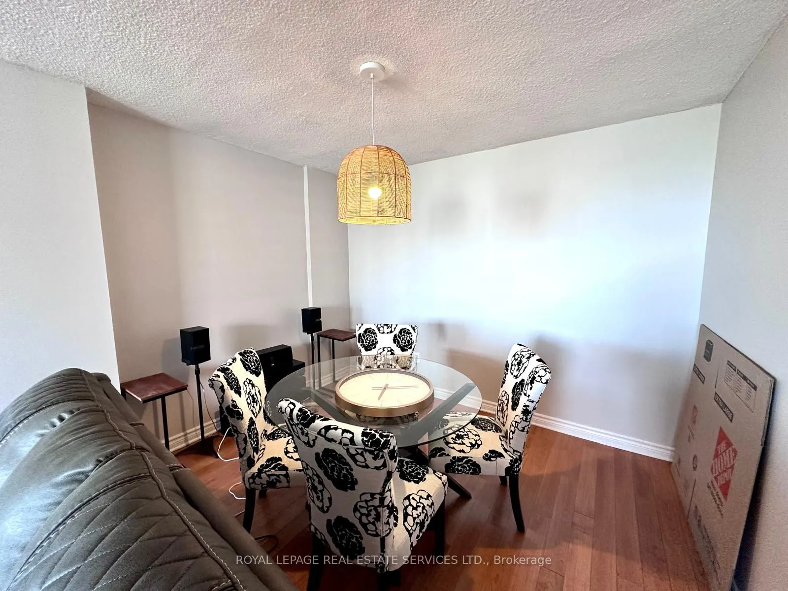 20 Mississauga Valley Boulevard NW, #1410