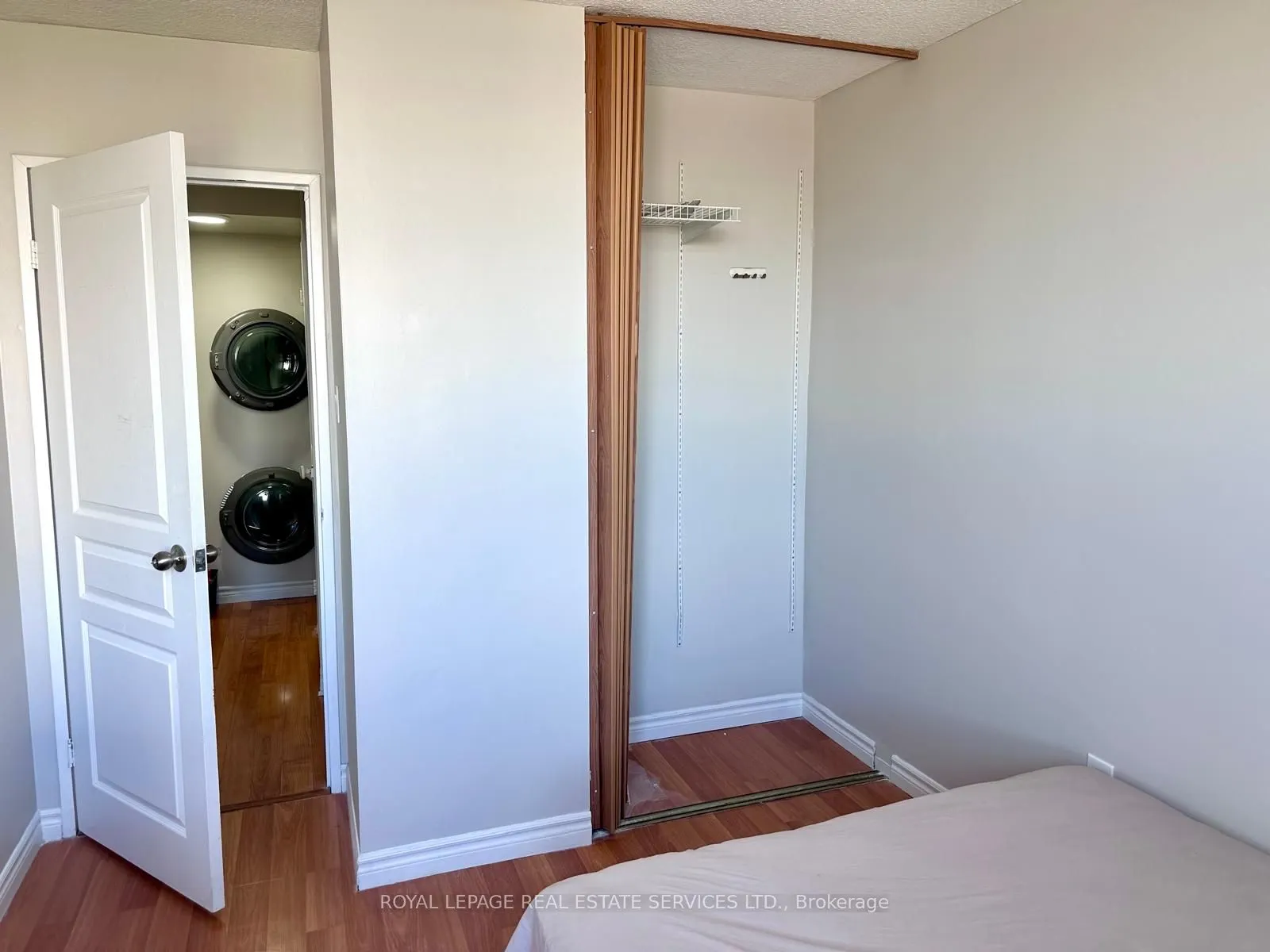 20 Mississauga Valley Boulevard NW, #1410