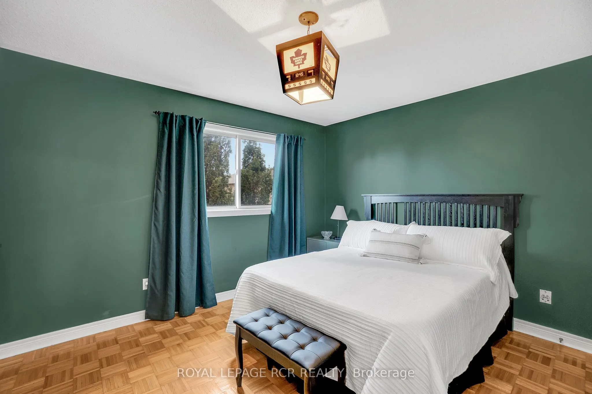 20 Marnet Court