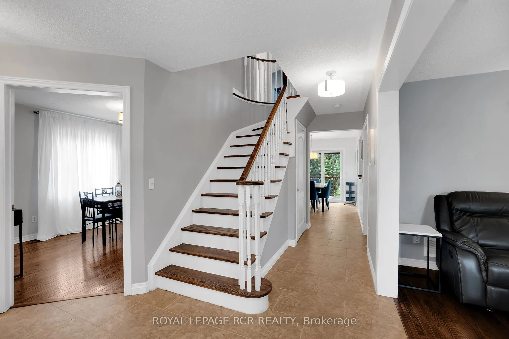 20 Marnet Court