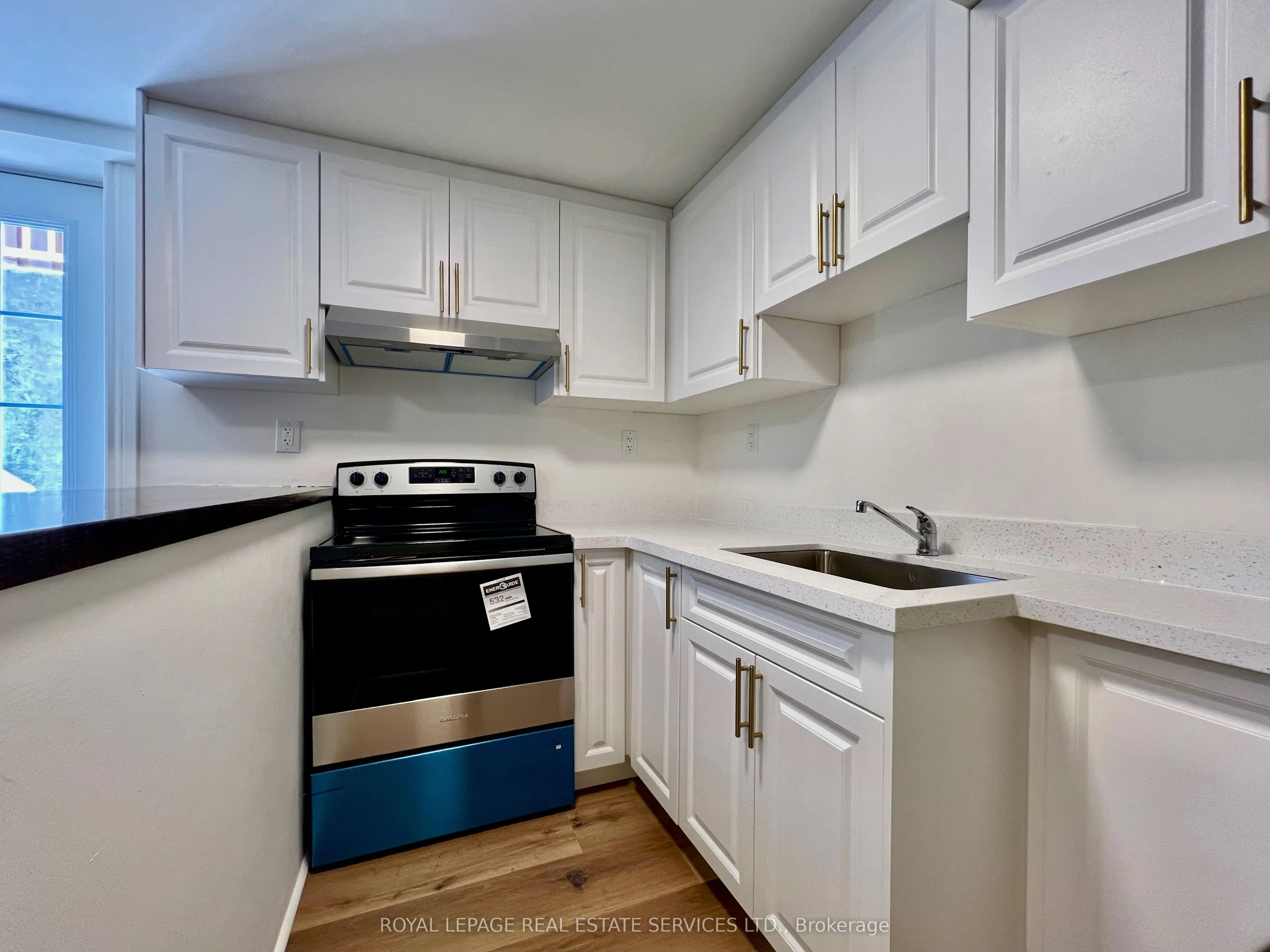 1450 Greenbriar Drive