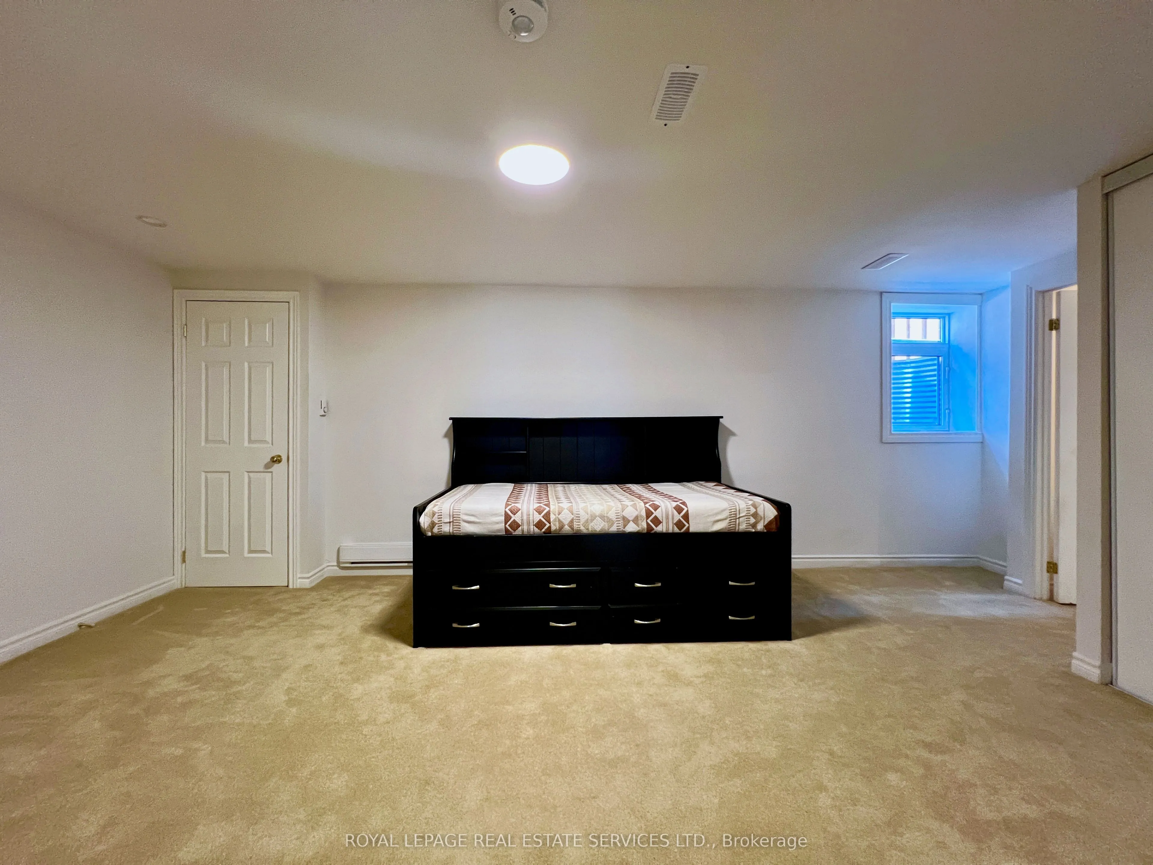 1450 Greenbriar Drive
