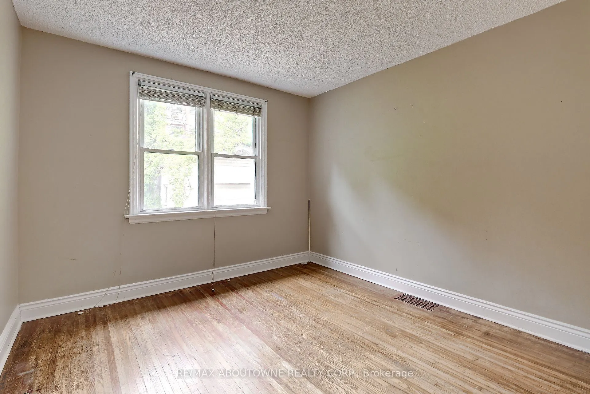 469 Woodland Avenue