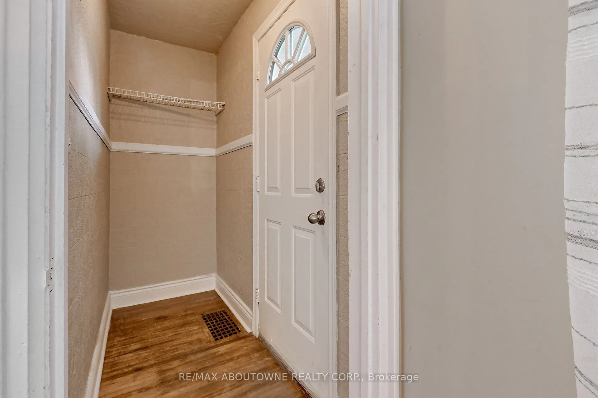 469 Woodland Avenue