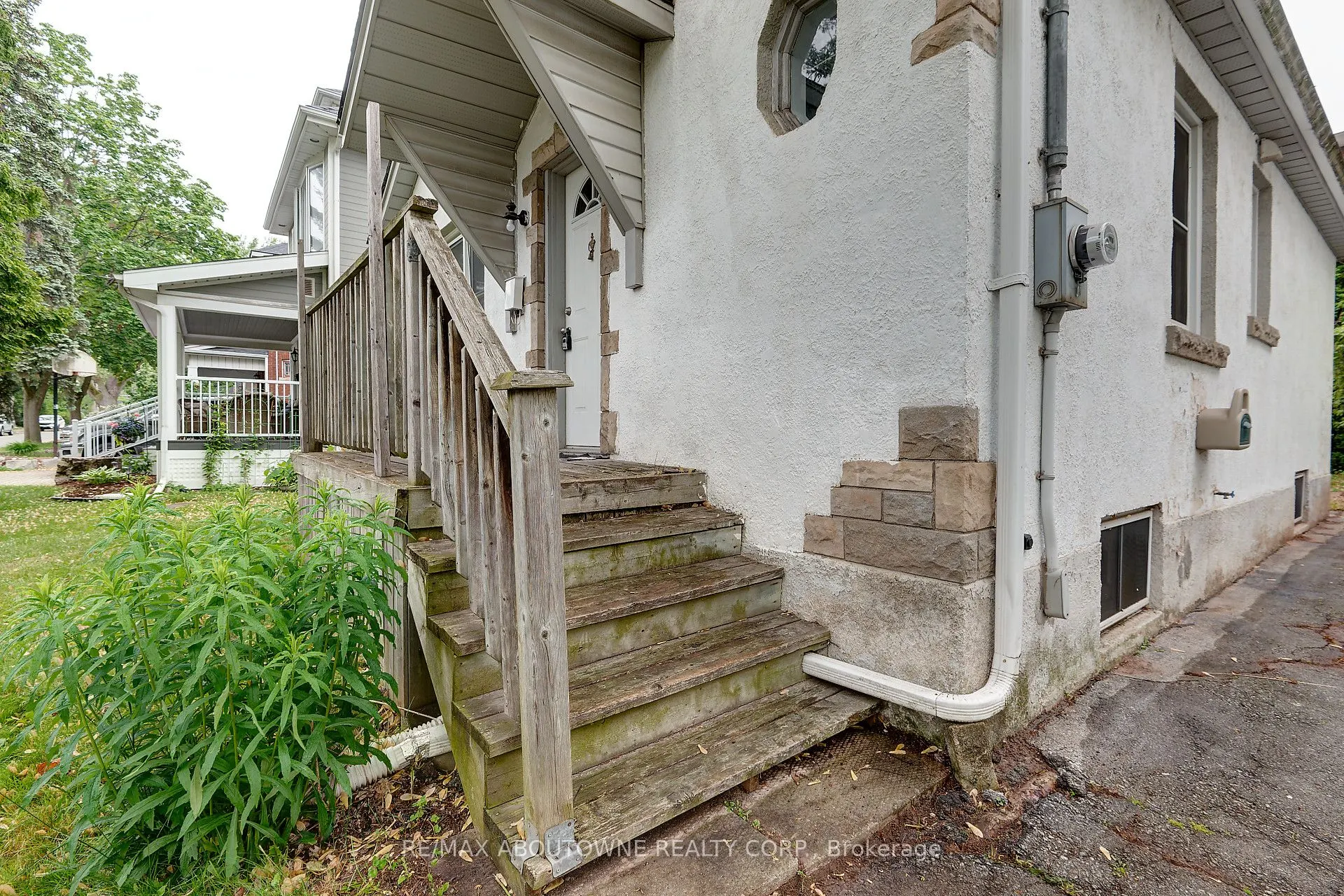 469 Woodland Avenue