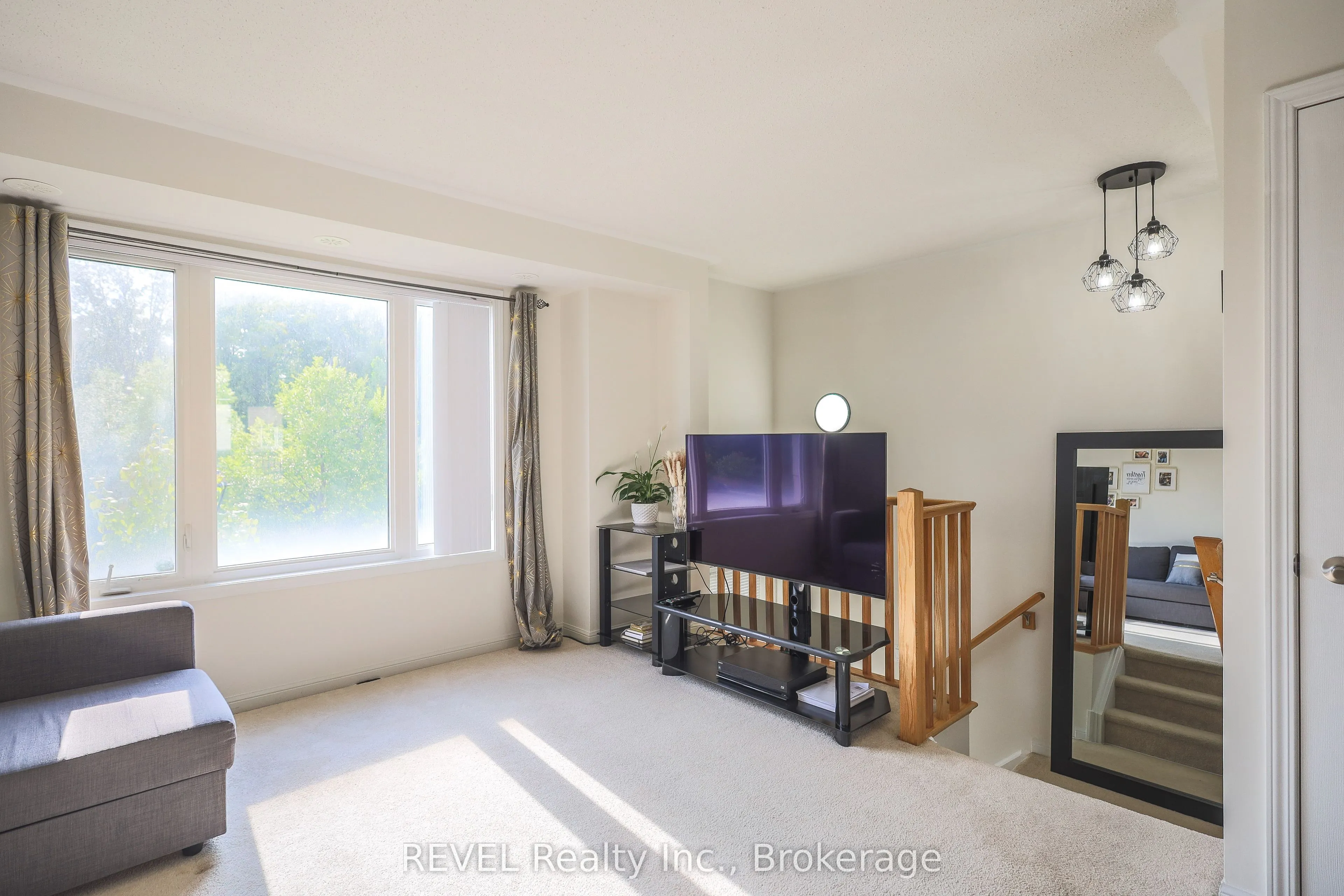 1 Beckenrose Court, #87