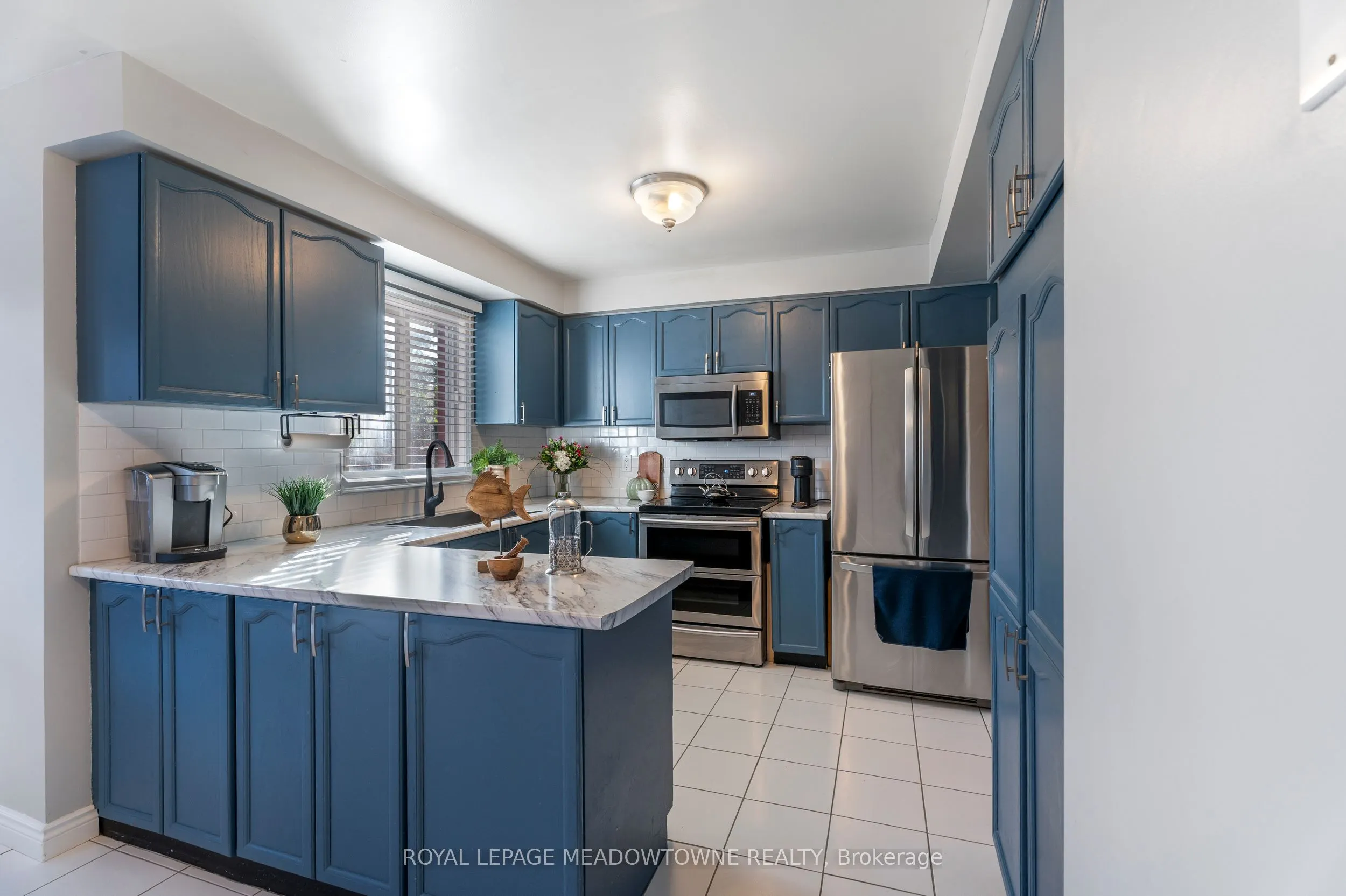 6070 Prairie Circle