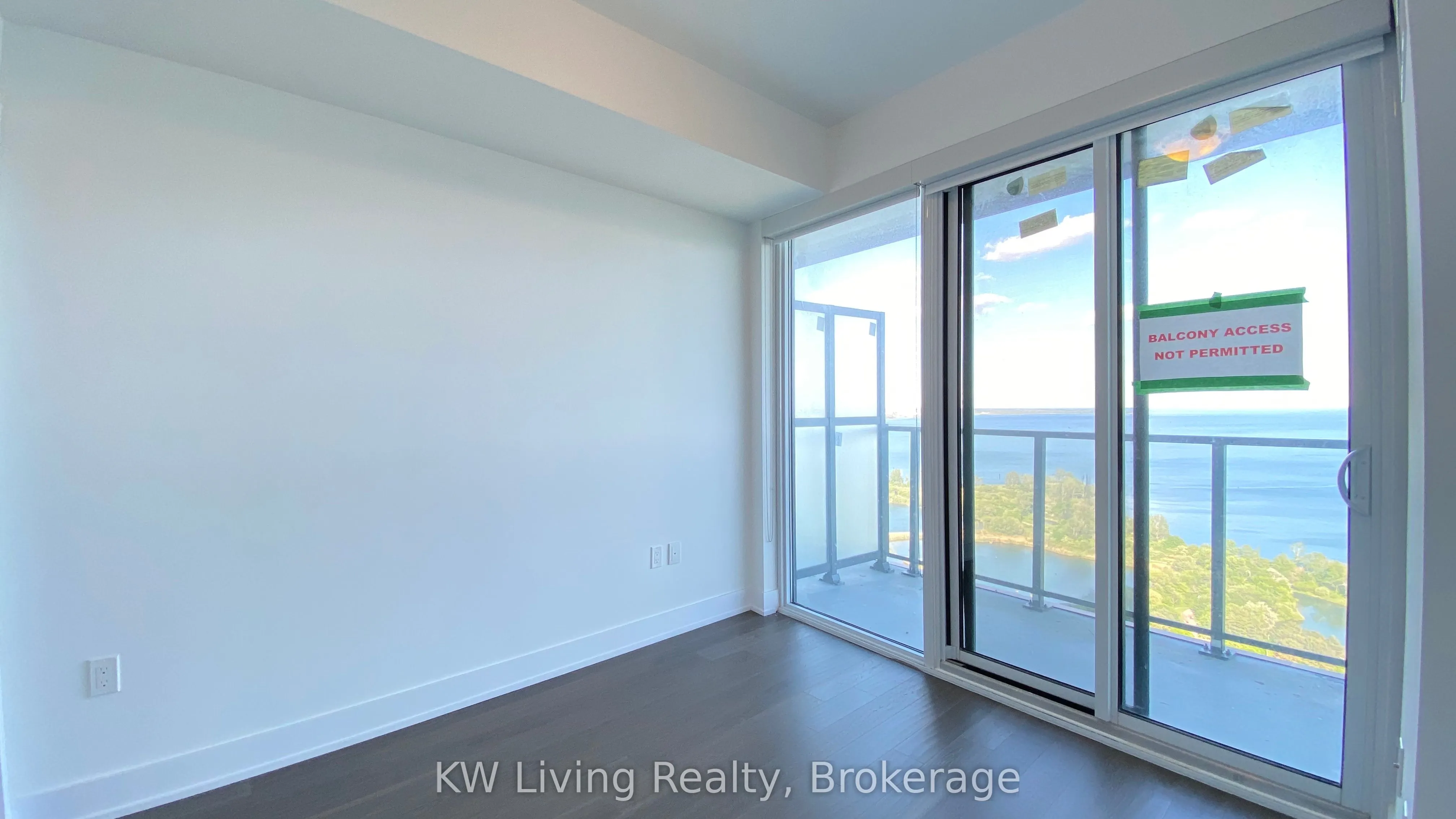 20 Shore Breeze Drive, #2710