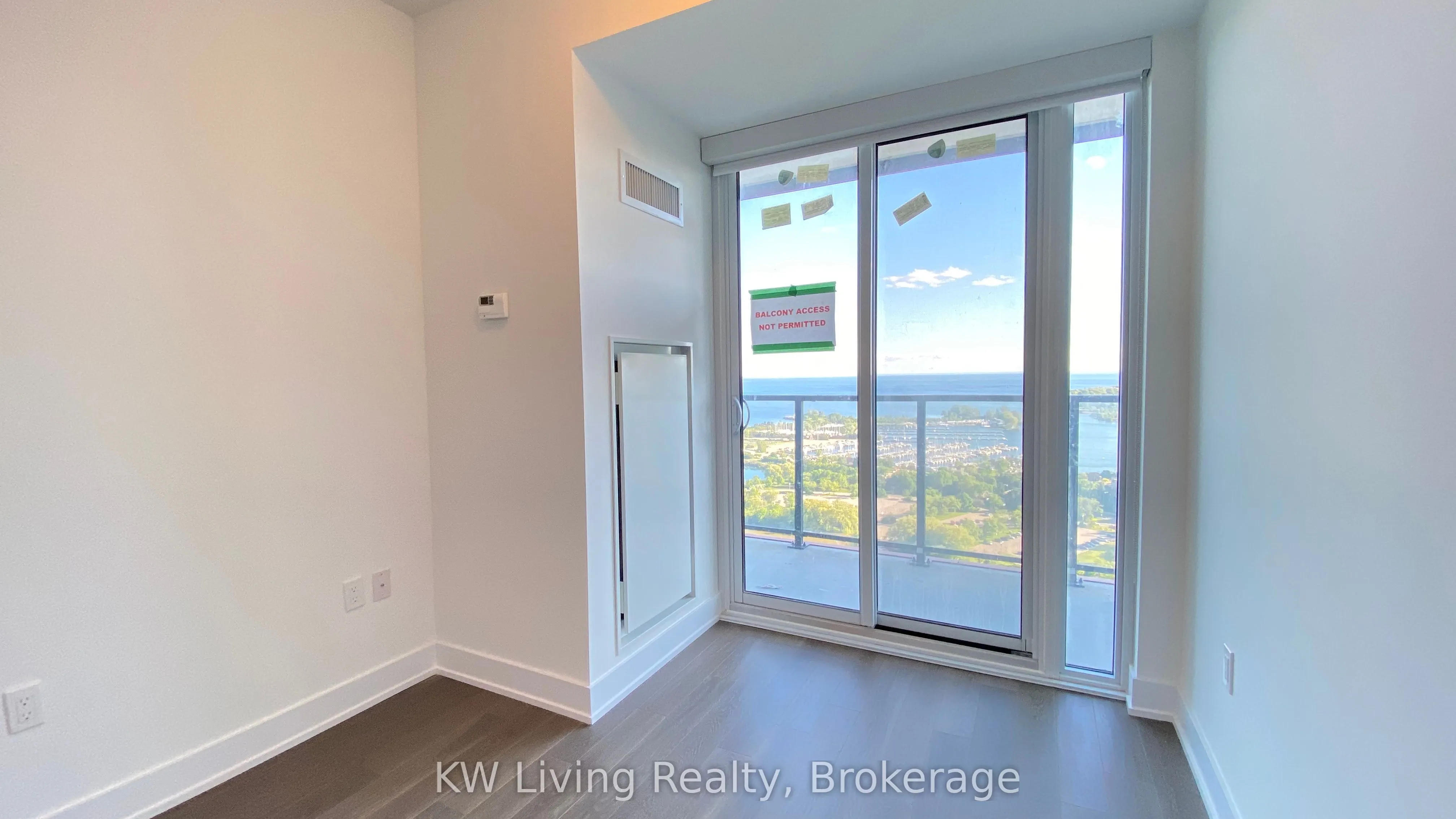 20 Shore Breeze Drive, #2710