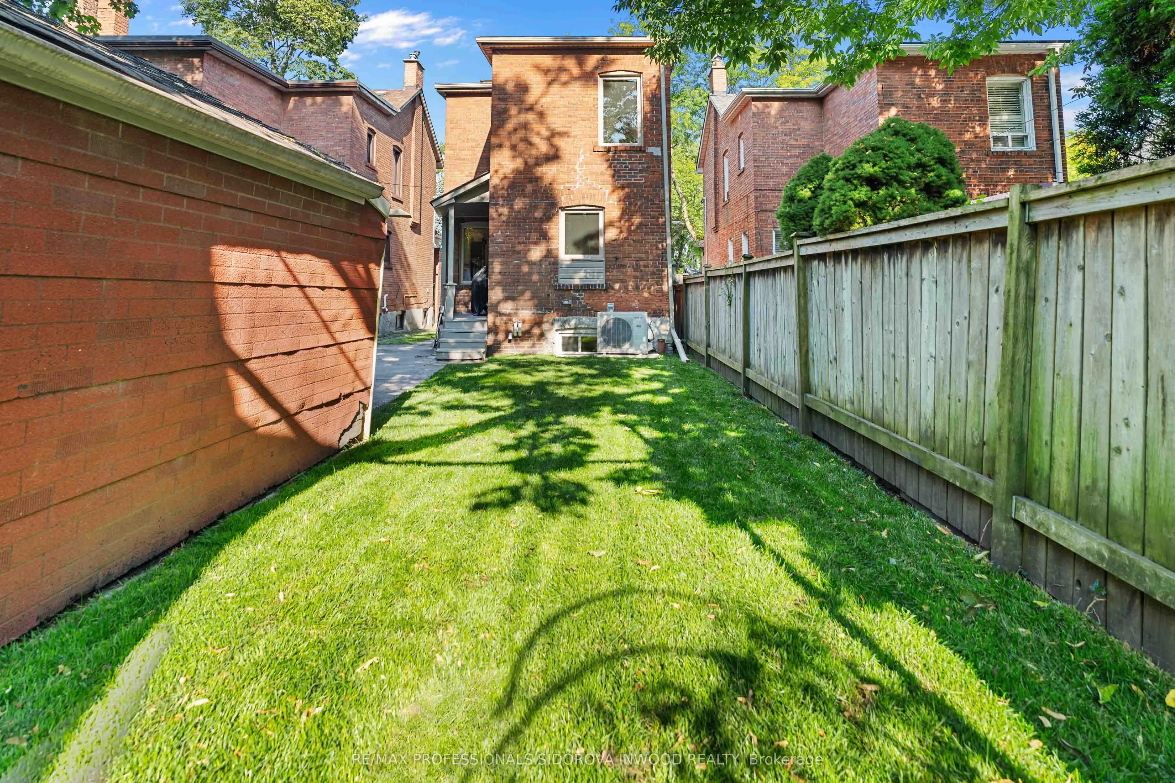 470 Runnymede Road