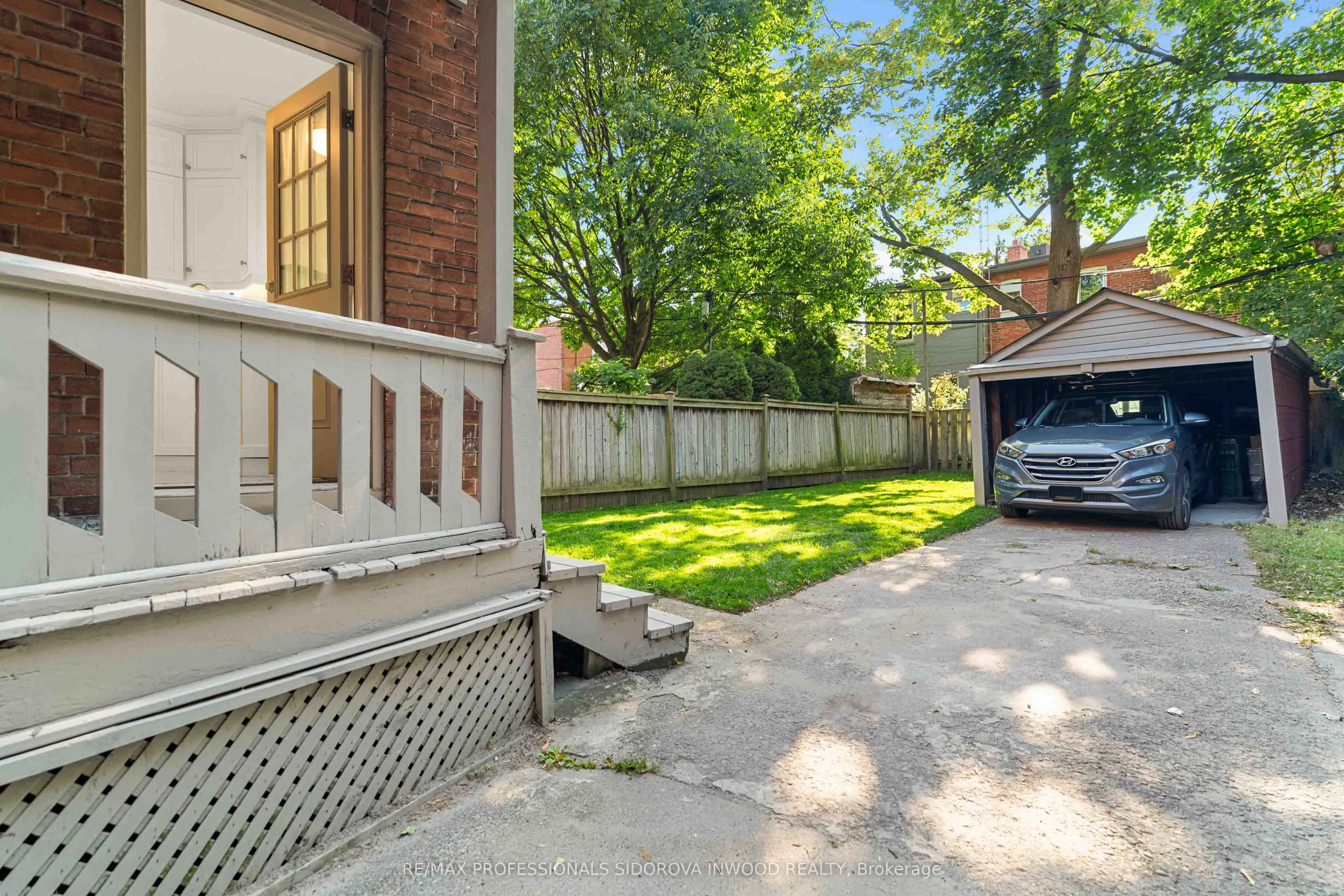 470 Runnymede Road