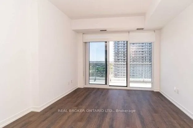2520 Eglinton Avenue, #1319