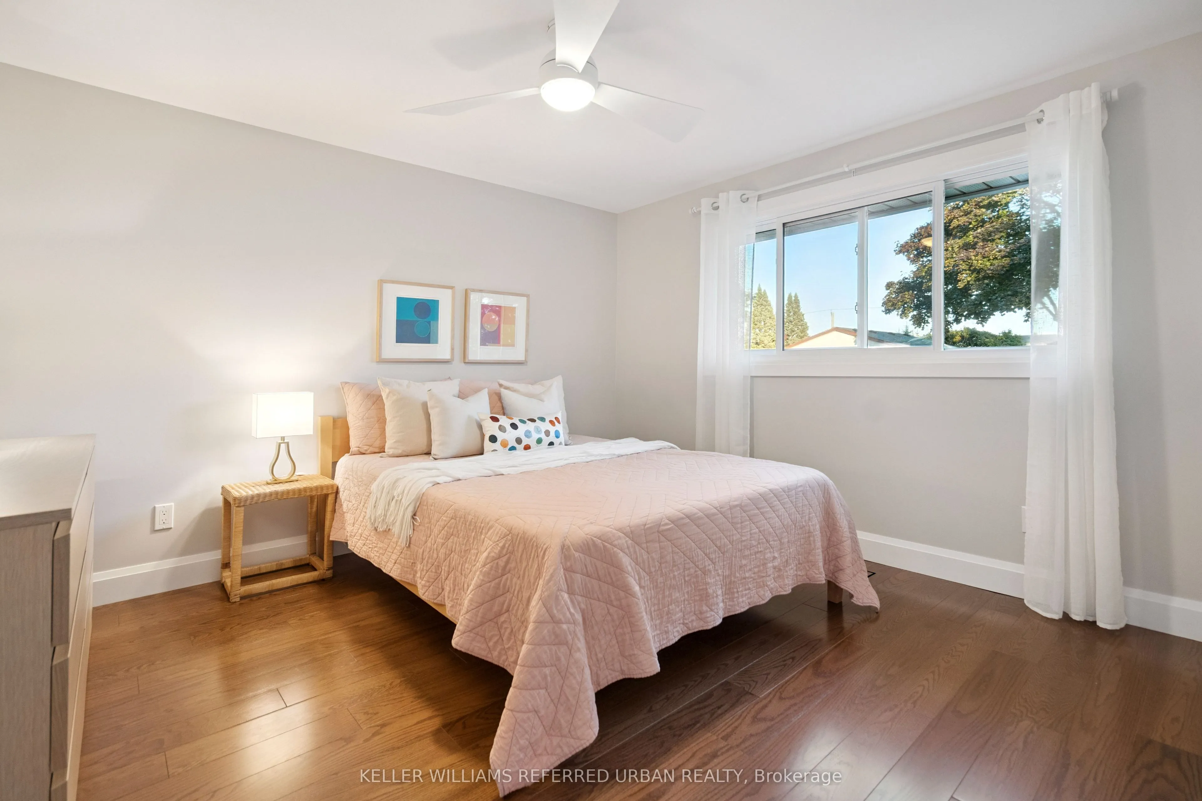 238 Slater Crescent