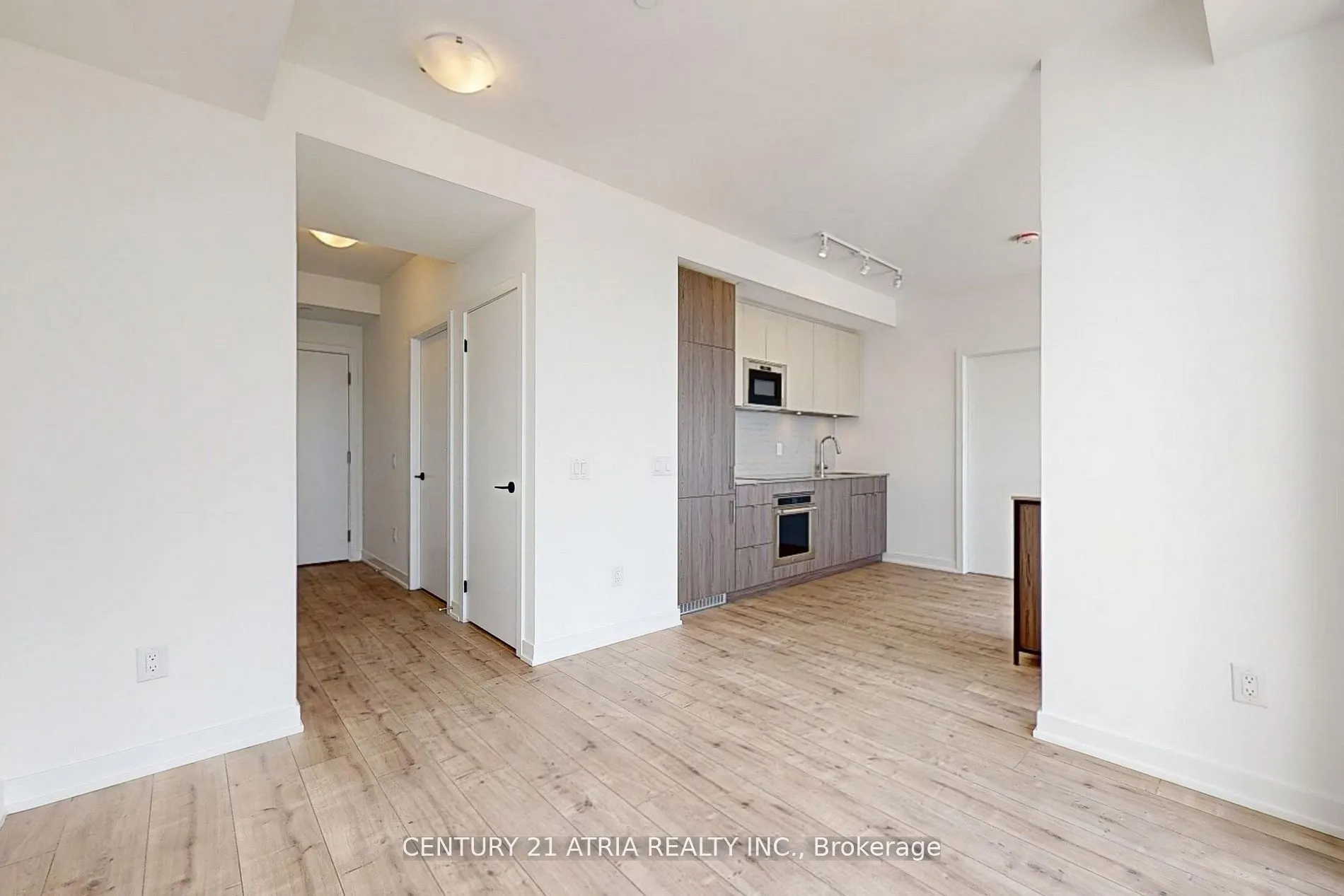220 Missinnihe Way, #1410