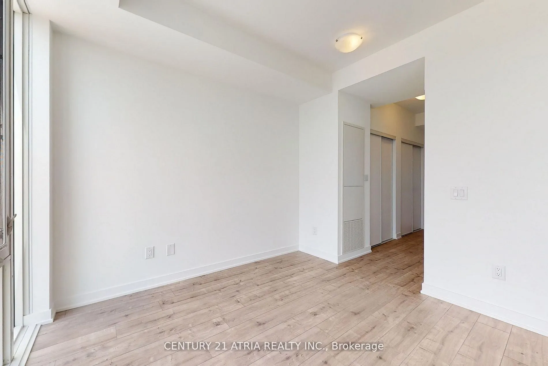 220 Missinnihe Way, #1410