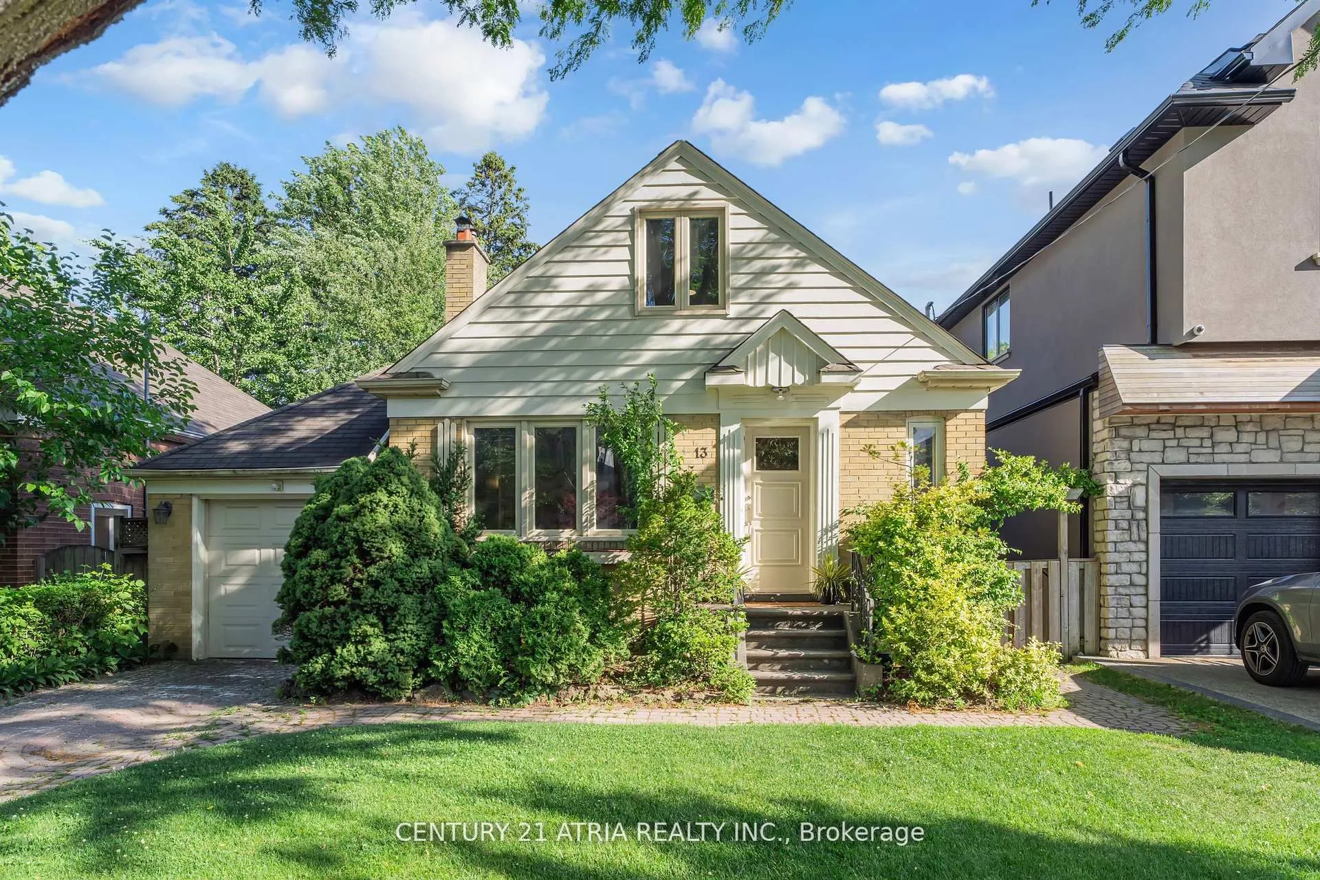 13 Sunnydale Drive S