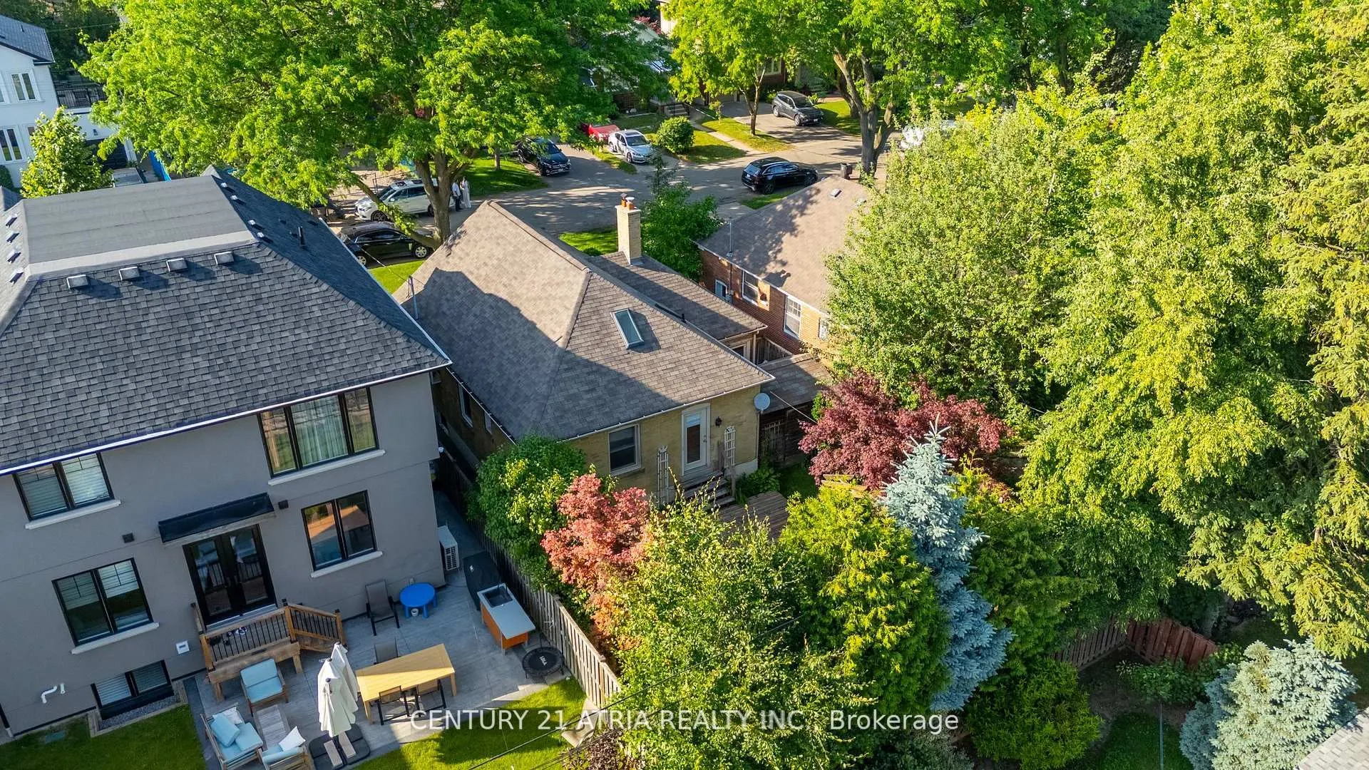 13 Sunnydale Drive S