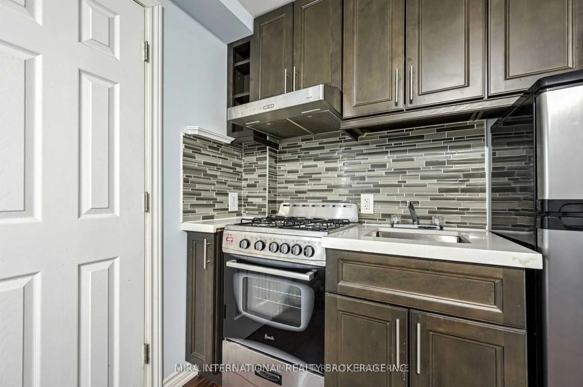 70 Melbourne Avenue, #104
