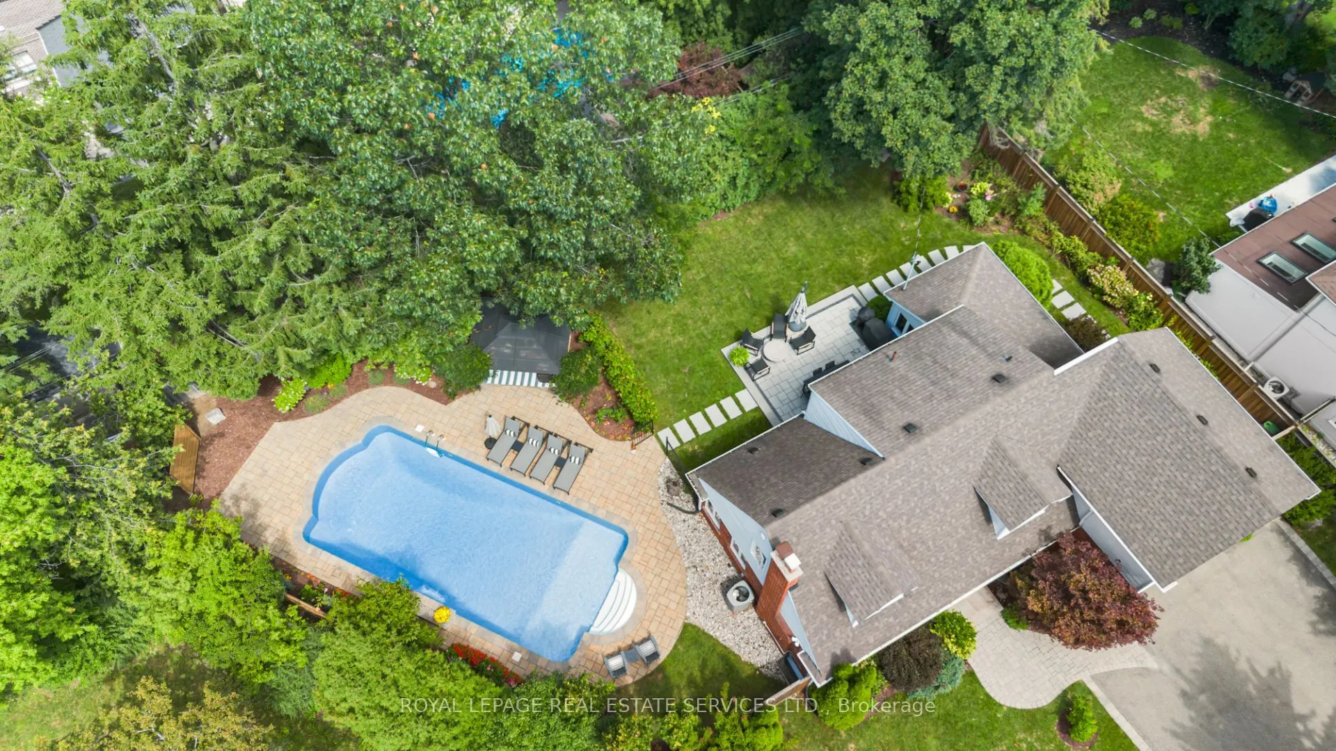 70 Chestnut Hills Parkway
