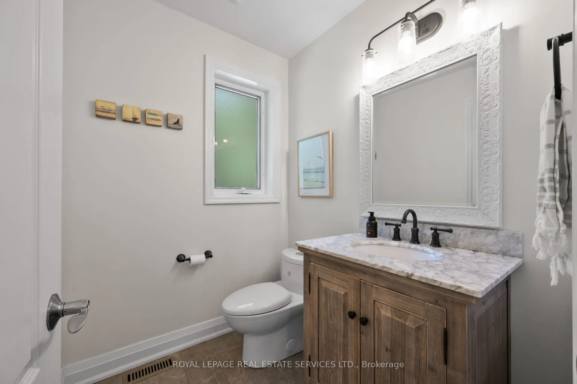 70 Chestnut Hills Parkway