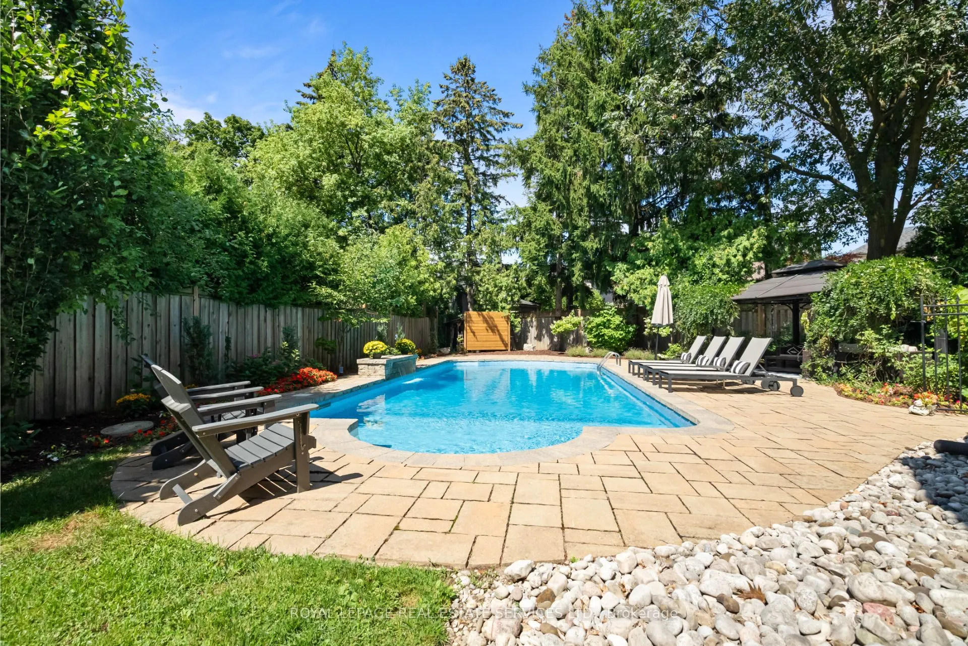 70 Chestnut Hills Parkway