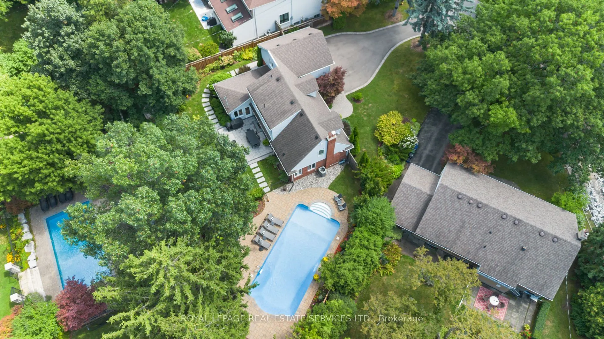 70 Chestnut Hills Parkway