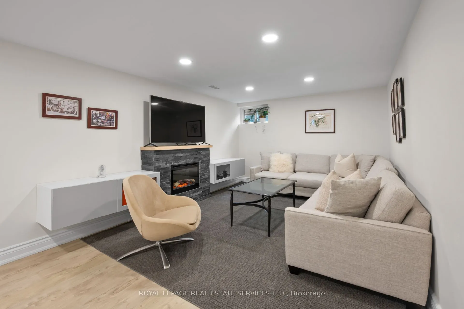 70 Chestnut Hills Parkway