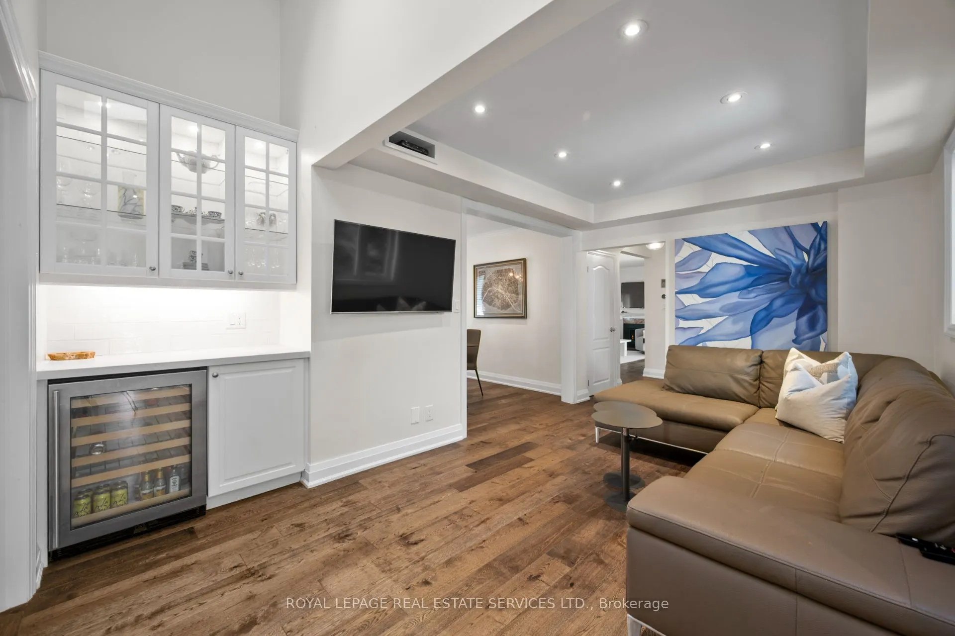 70 Chestnut Hills Parkway