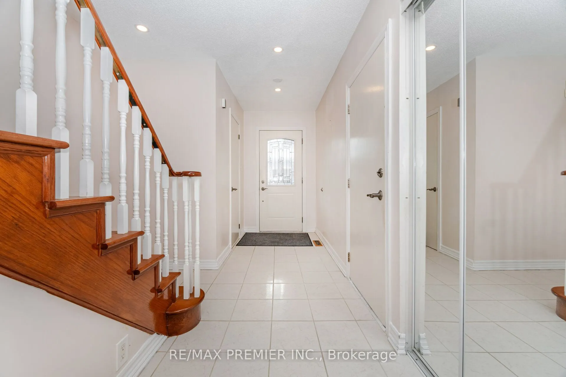 5 Magdalena Court