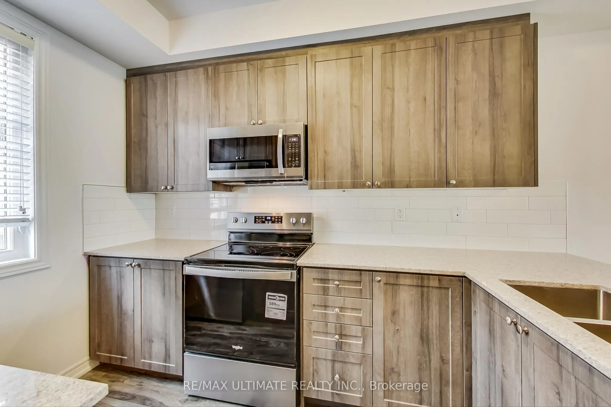 370 Hopewell Avenue, #214