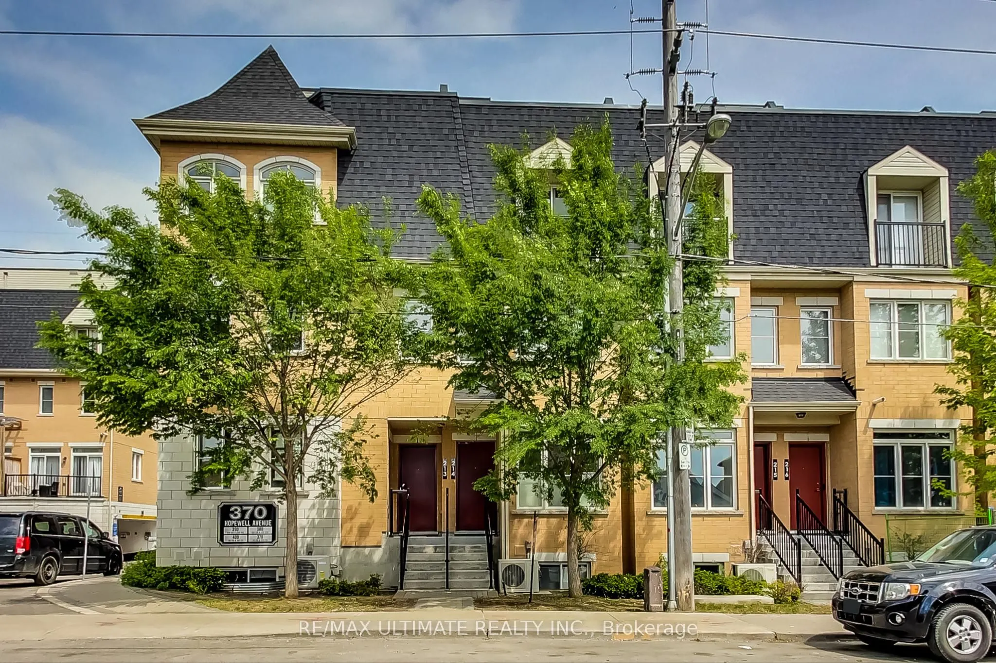 370 Hopewell Avenue, #214