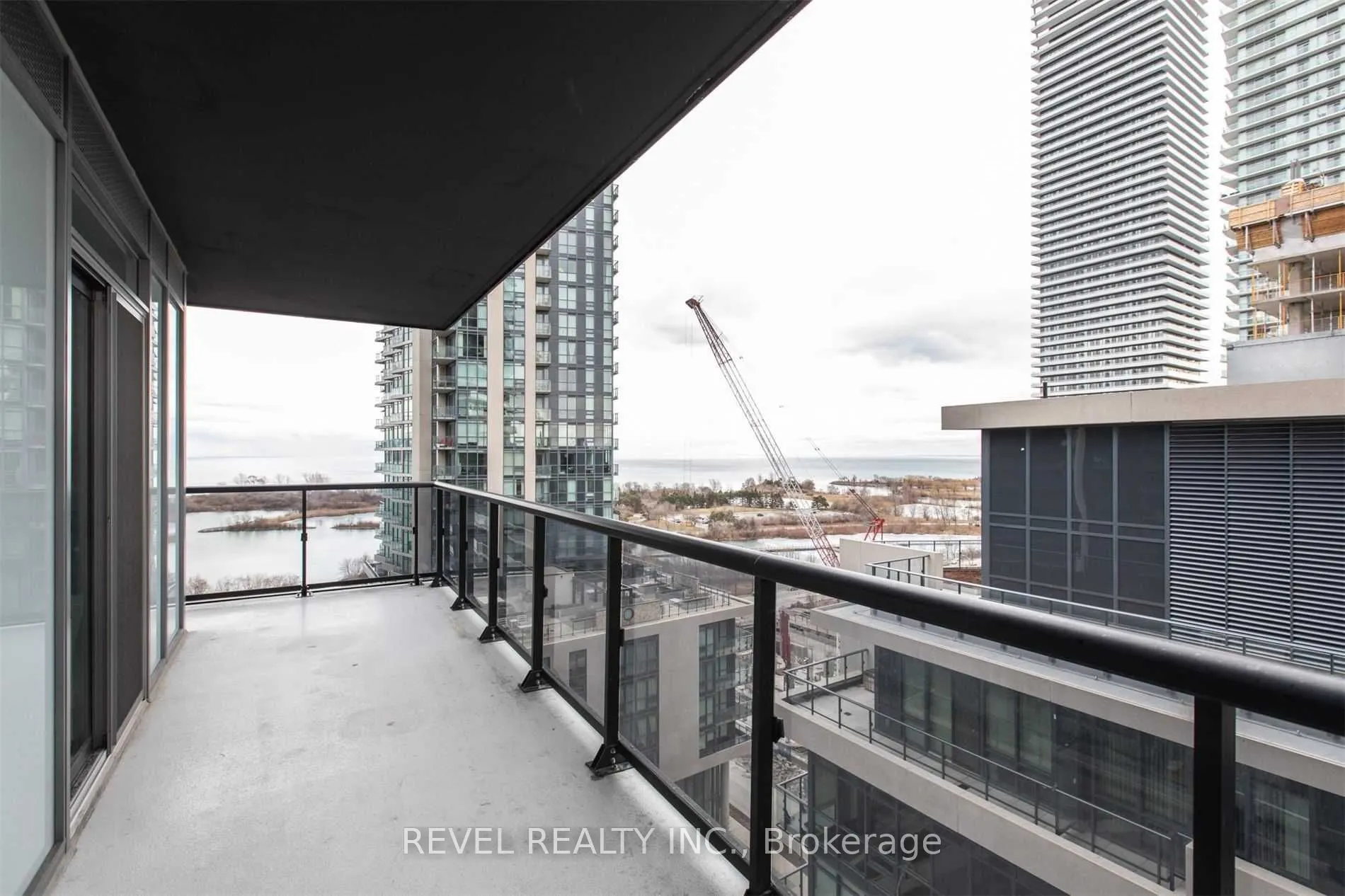 56 Annie Craig Dr Drive, #1104