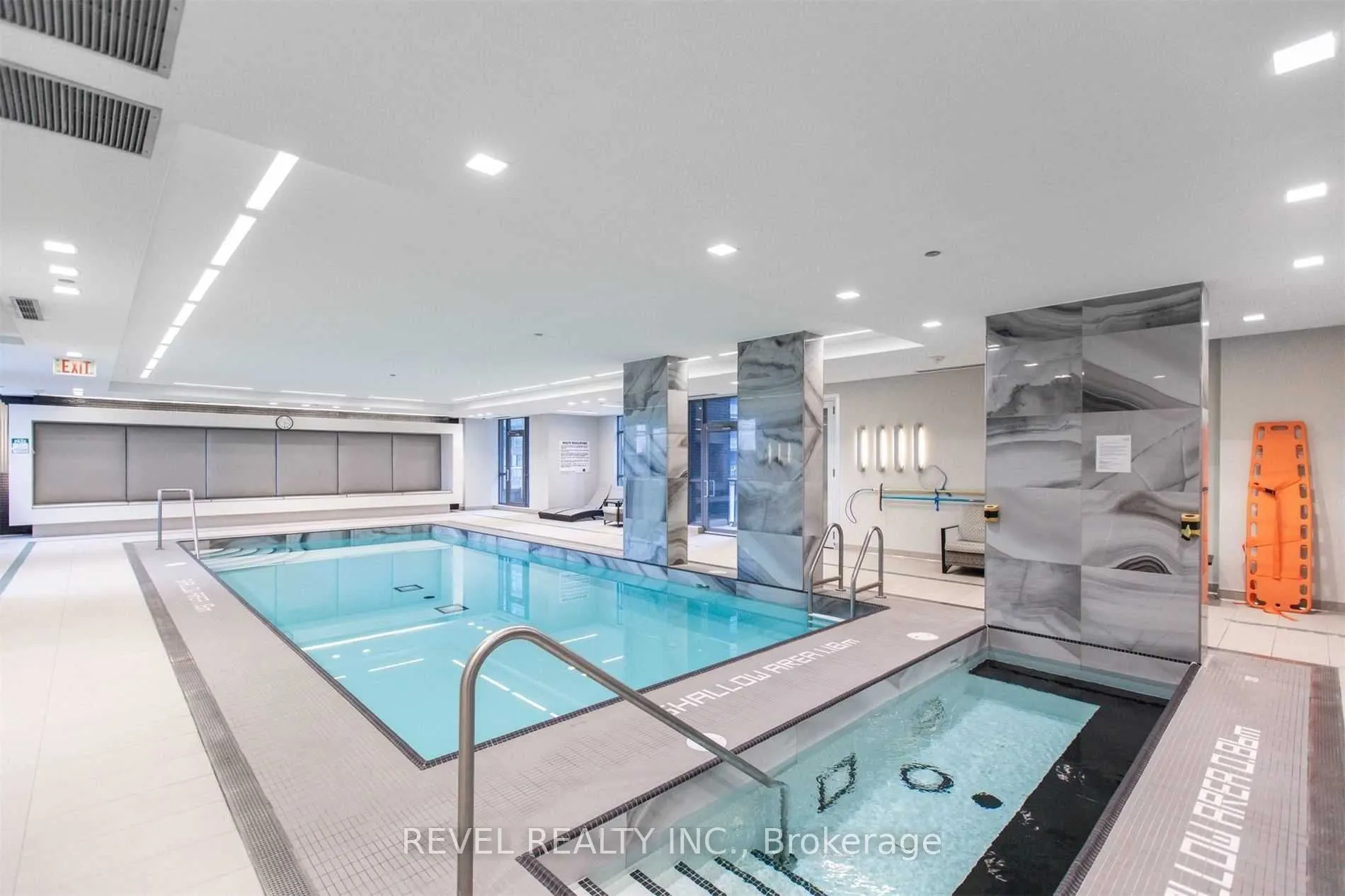 56 Annie Craig Dr Drive, #1104
