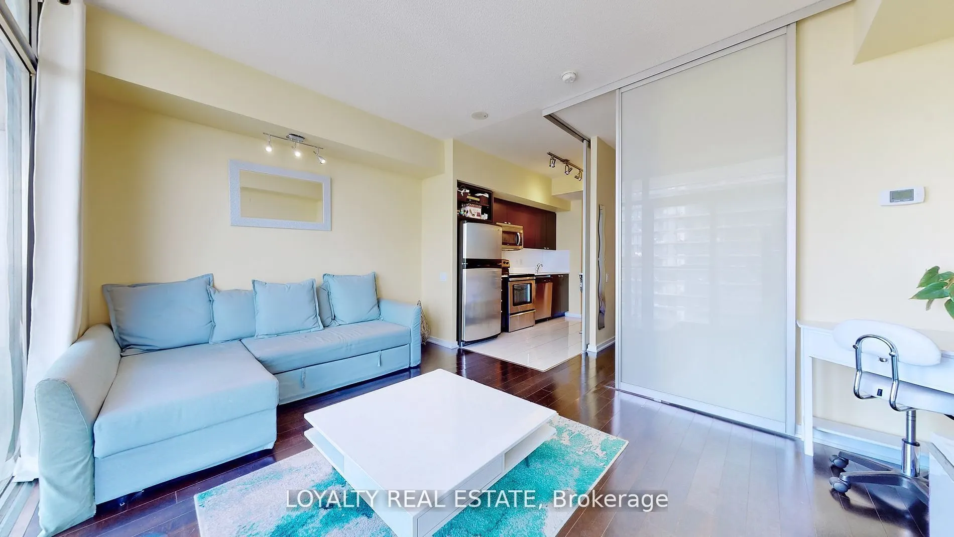 103 The Queensway W, #1810
