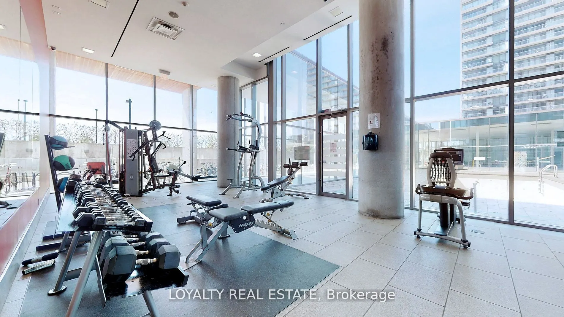 103 The Queensway W, #1810