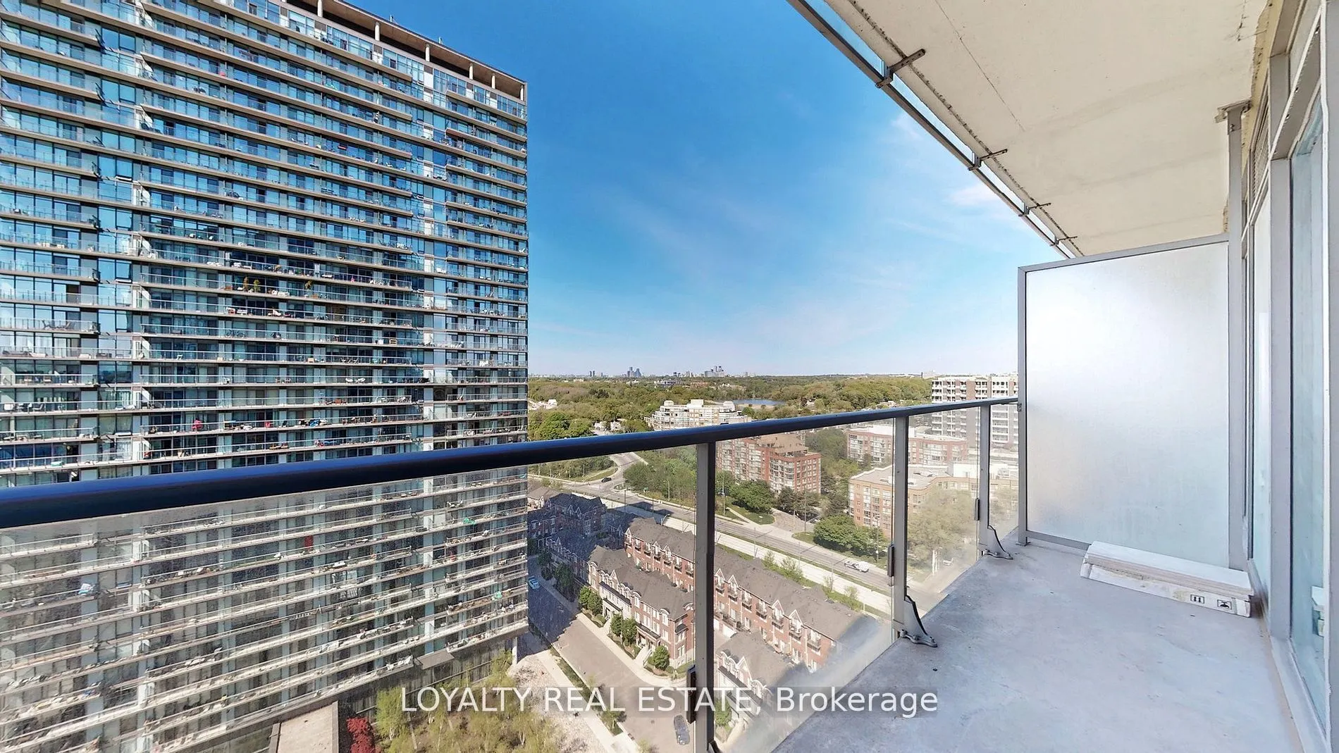 103 The Queensway W, #1810