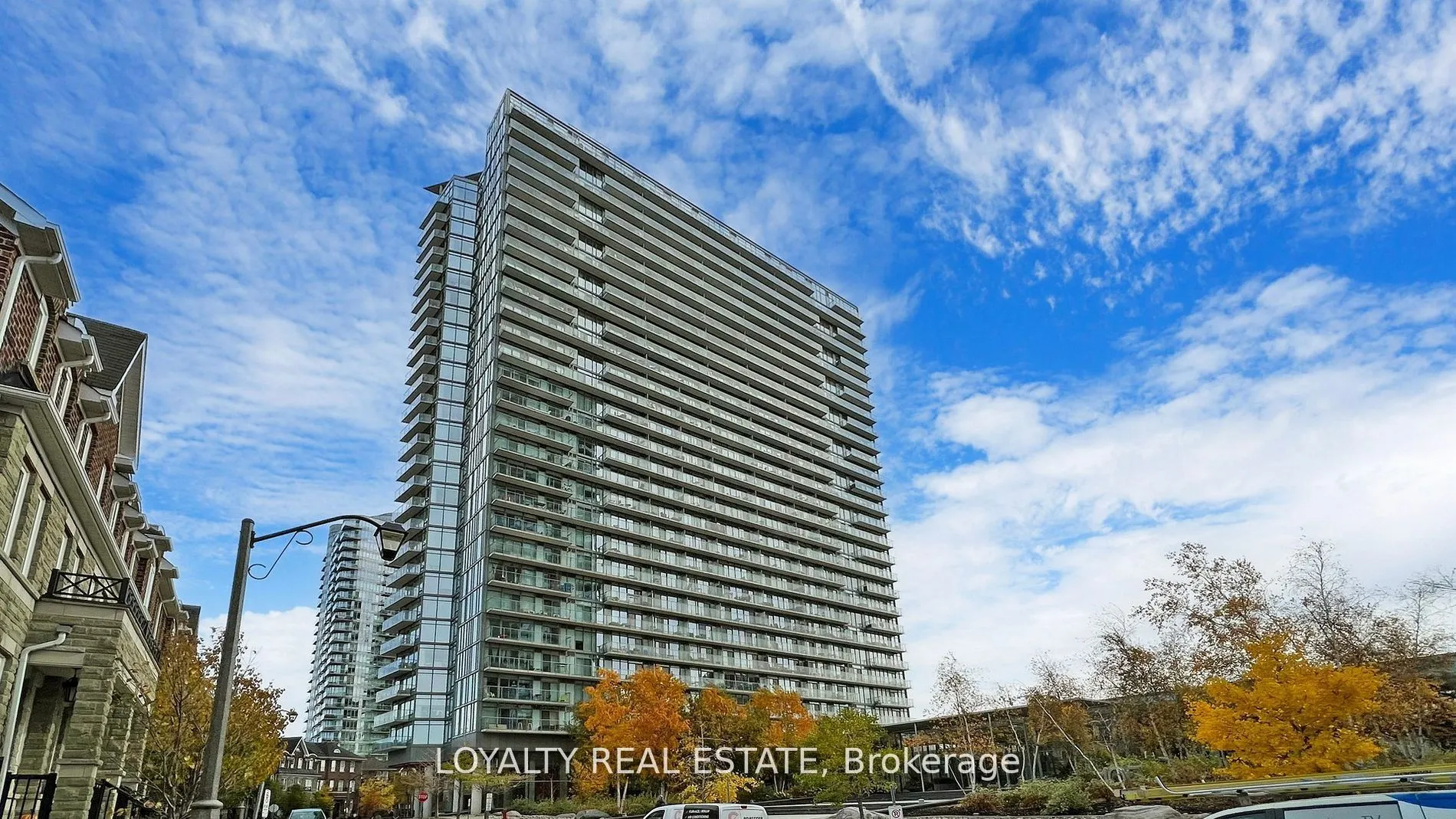 103 The Queensway W, #1810