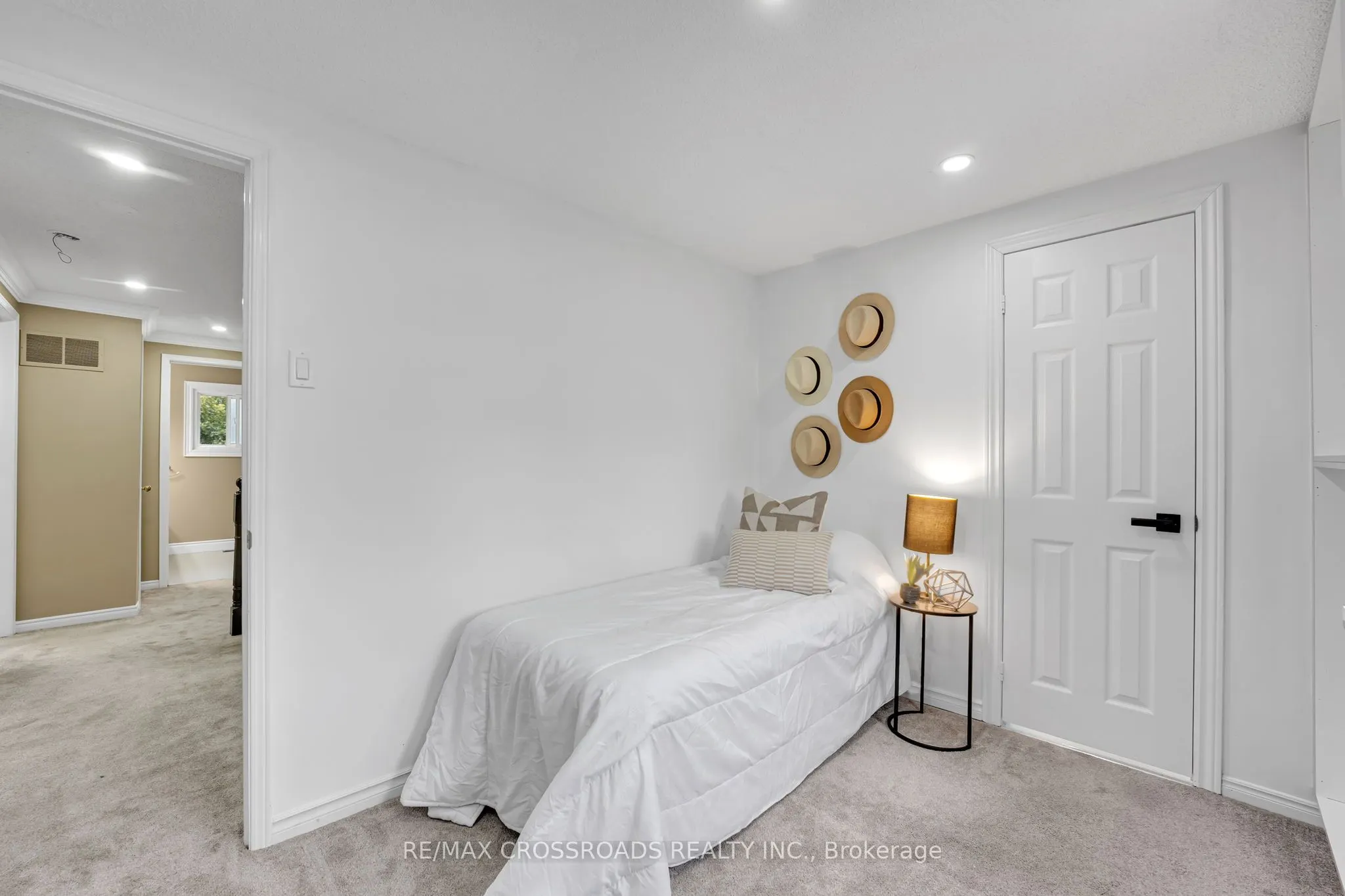 75 Barr Crescent