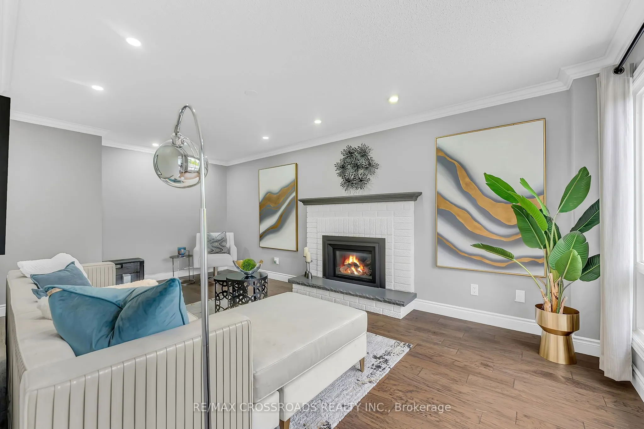 75 Barr Crescent