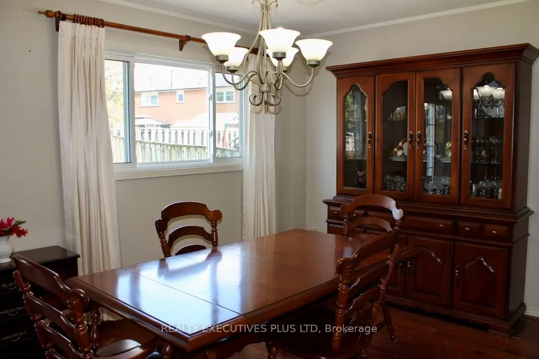 1122 Highgate Place